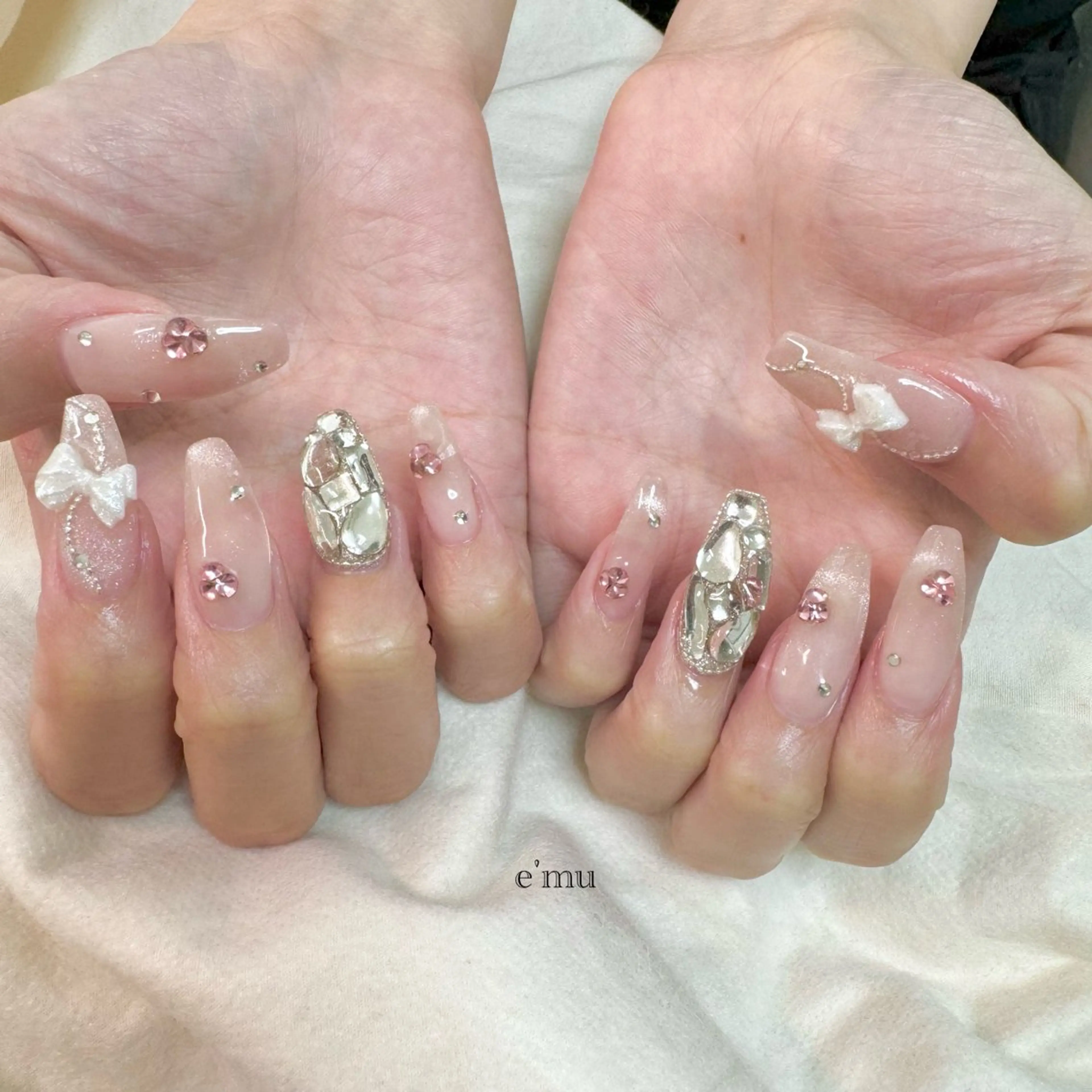 ネイル ガーリー ピンク ハンドネイル nail salon e'mu💐のネイルデザイン