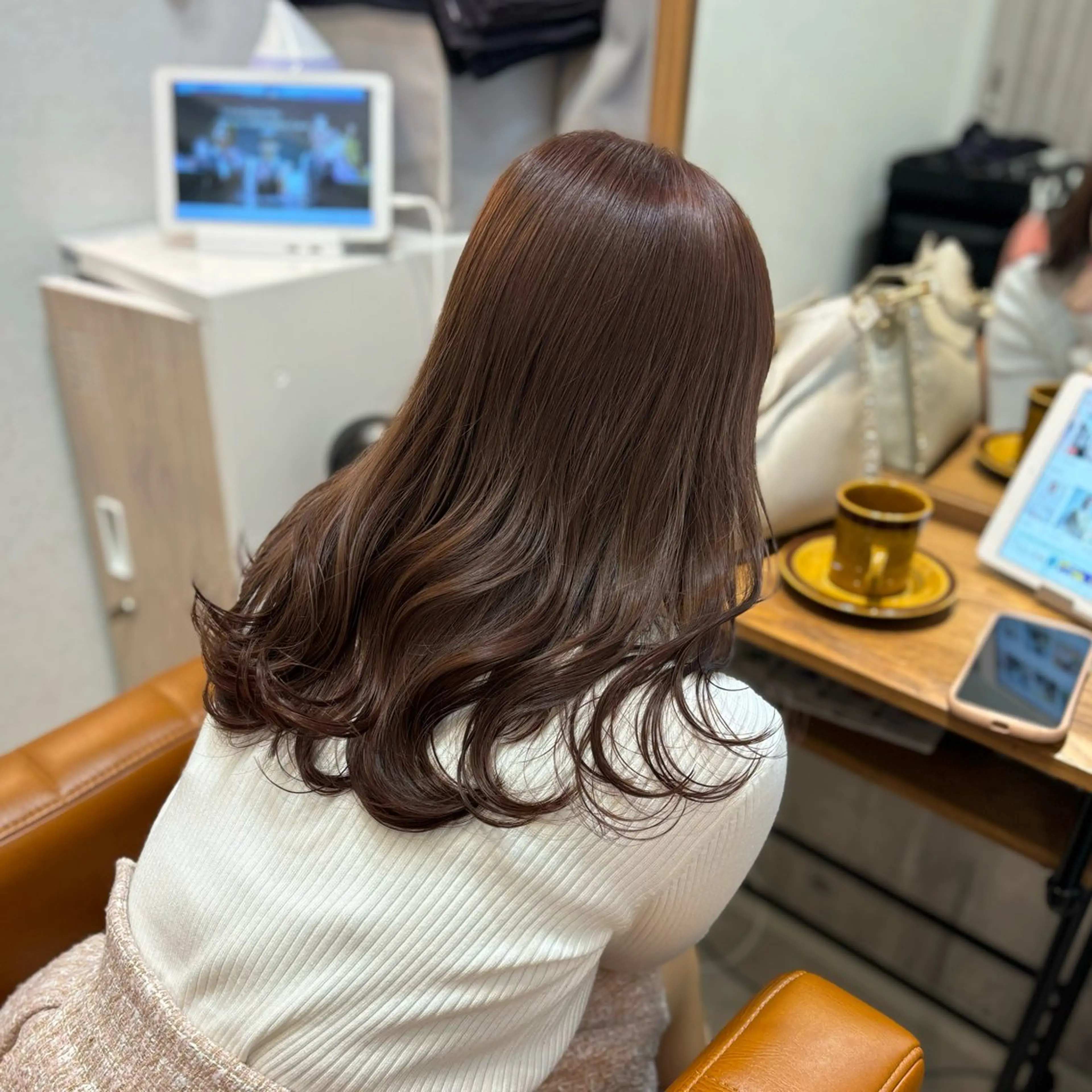セミロング 【完全個室】髪質改善 暖色カラー/山崎唯奈のヘアスタイル