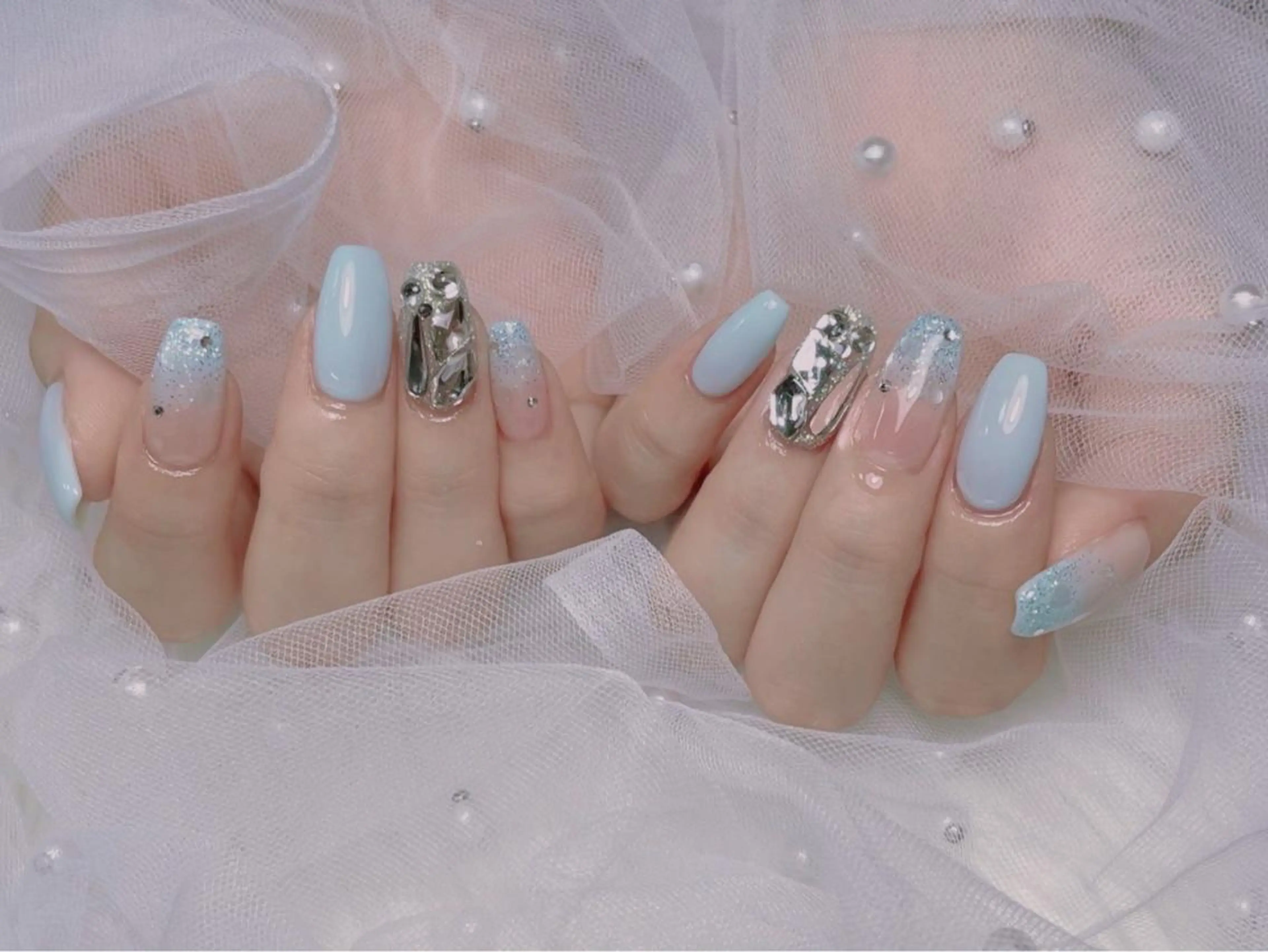 ネイル lucky nail 歌舞伎町のネイルデザイン