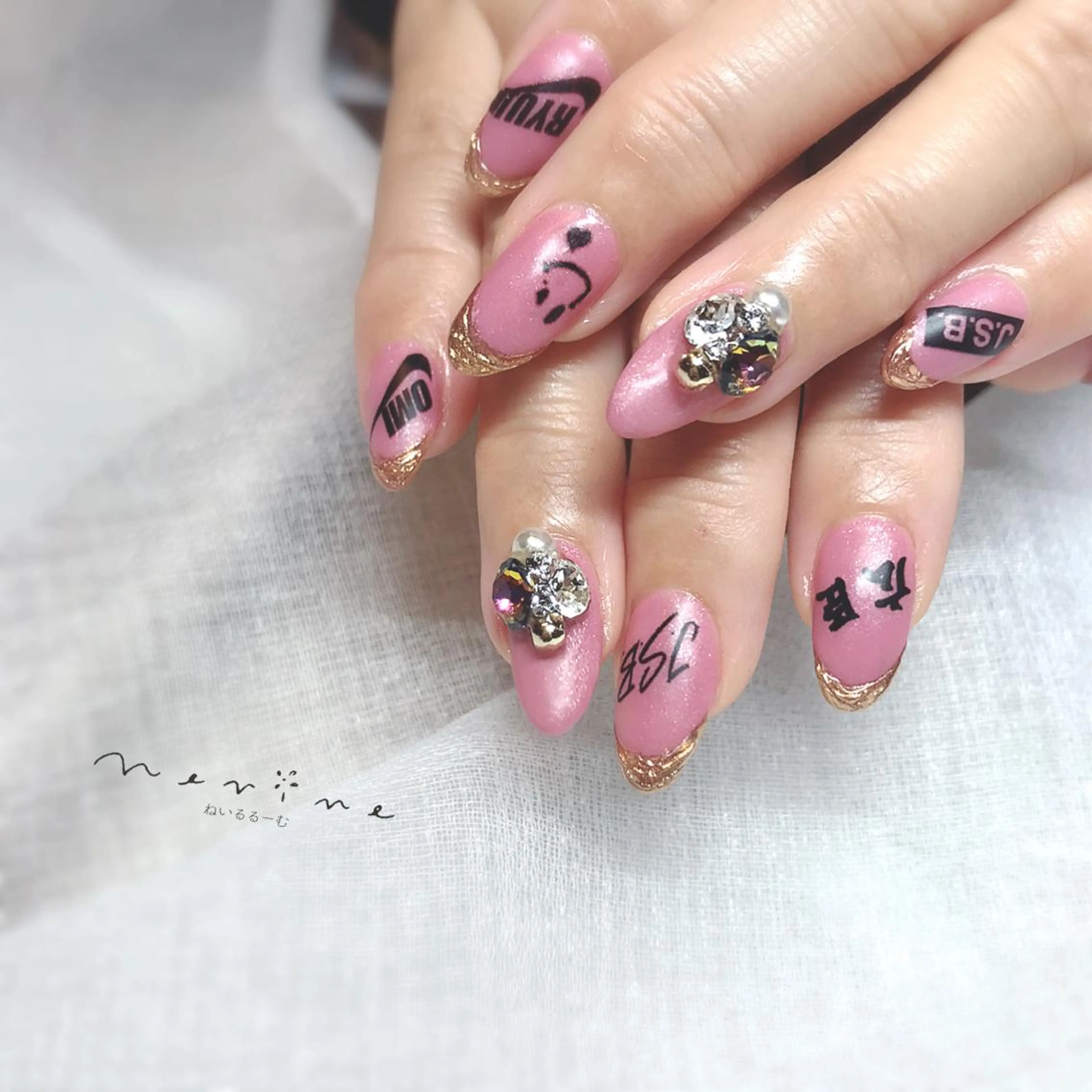ネイル 持ち込み NAILST Naomiのネイルデザイン