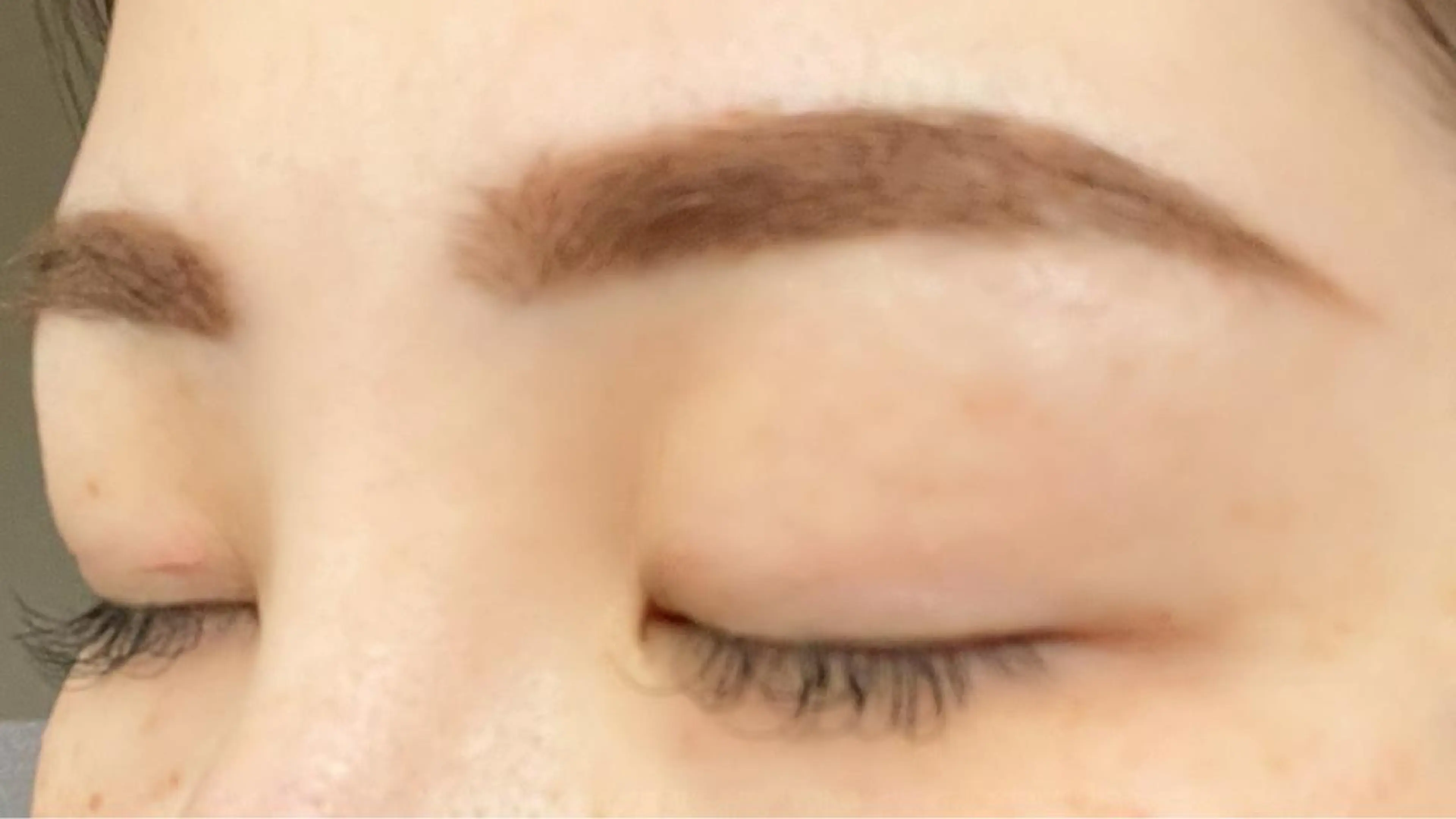 アイブロウ dear beautyのマツエク・マツパデザイン