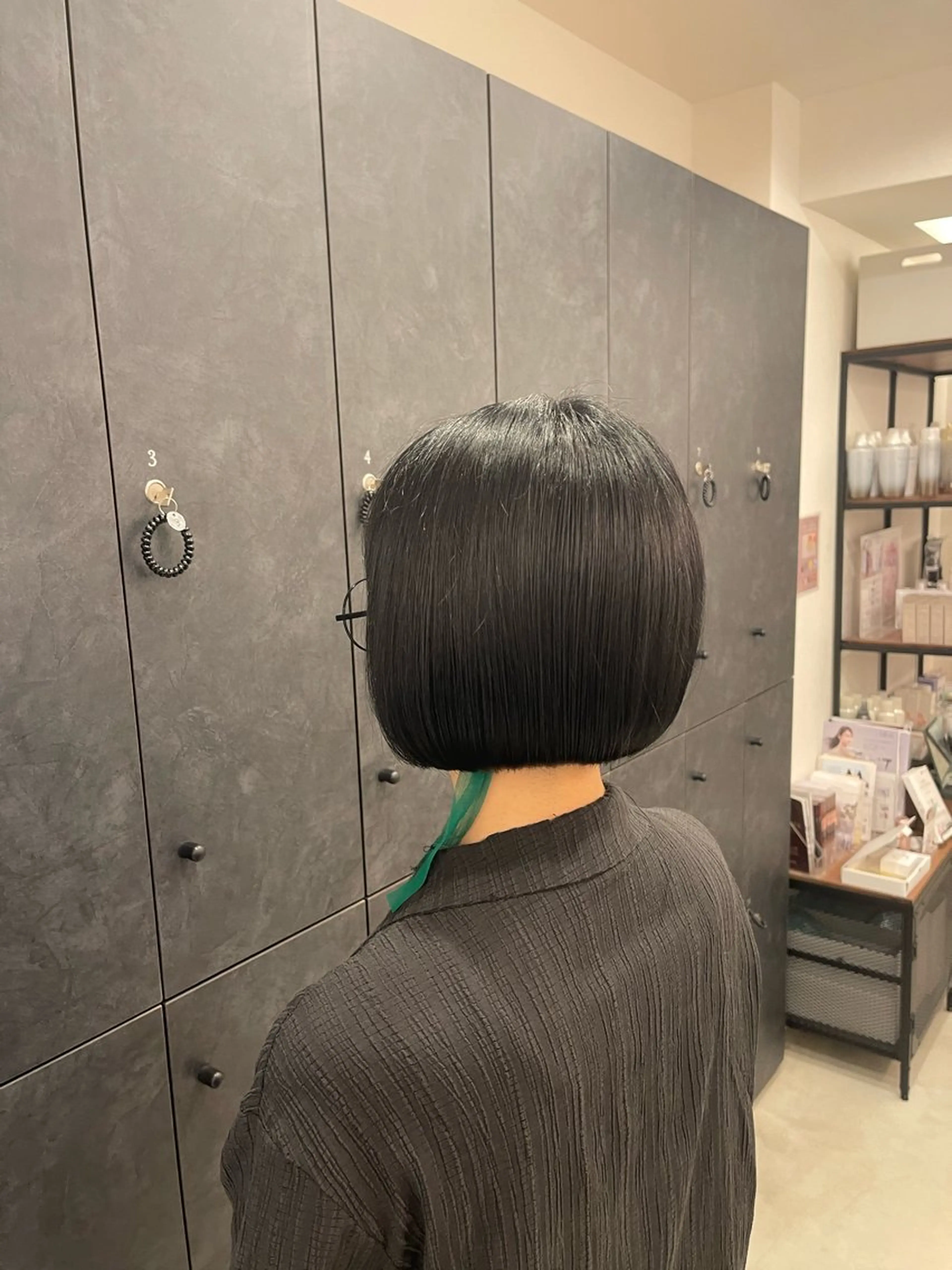 ショート TENSHO ハイトーンレイヤーのヘアスタイル