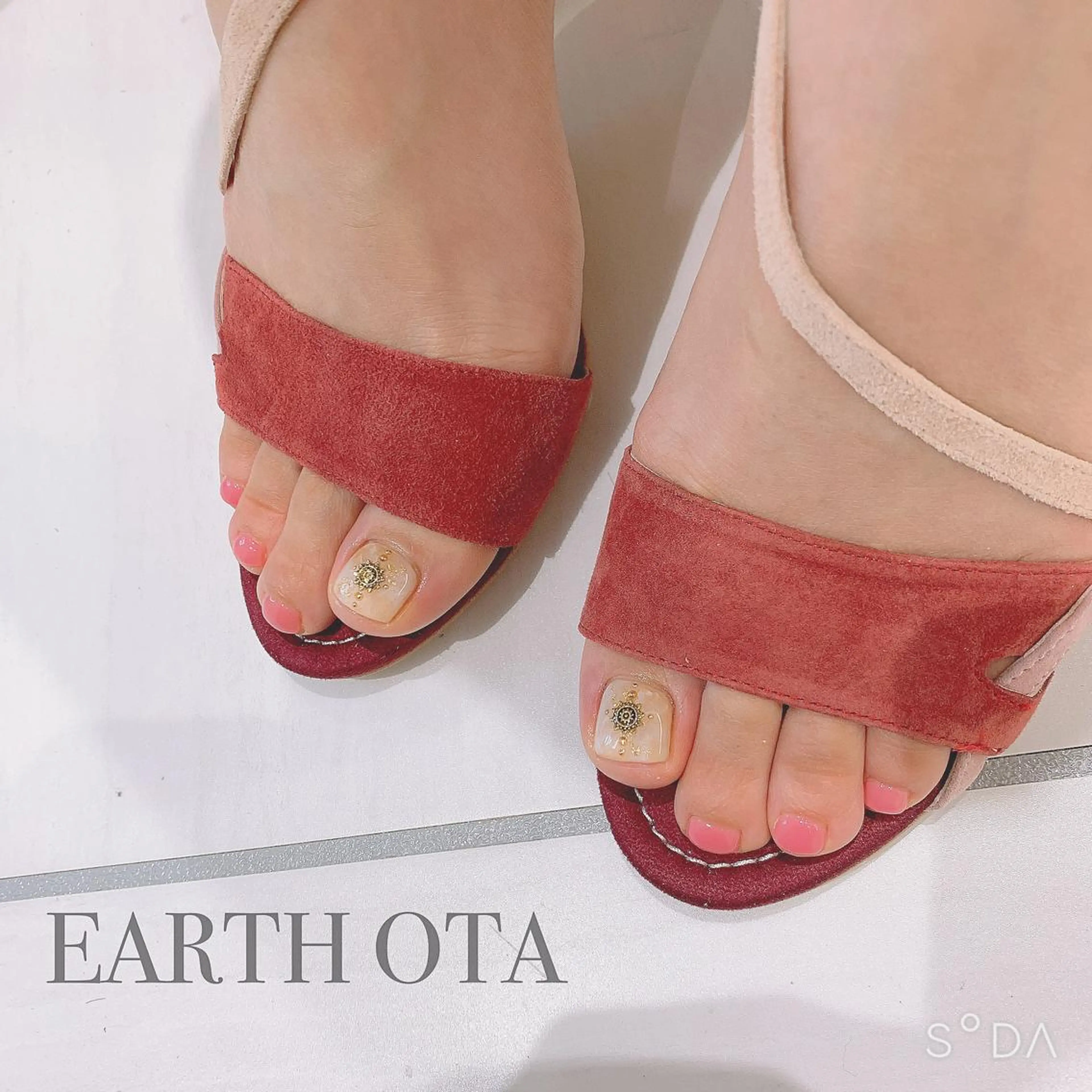 ネイル Rena colore'のネイルデザイン