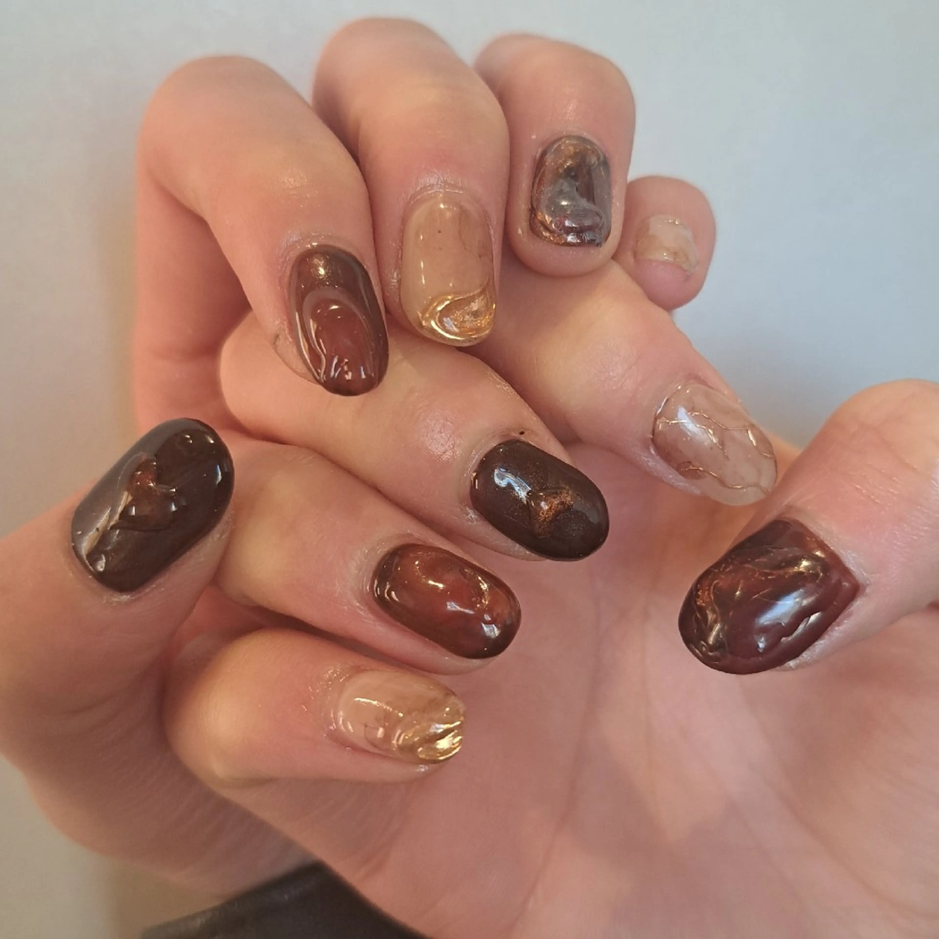 ネイル アートネイル ブラウン ジェルネイル ミラーネイル 持ち込み Nail mood /アートし放題のネイルデザイン