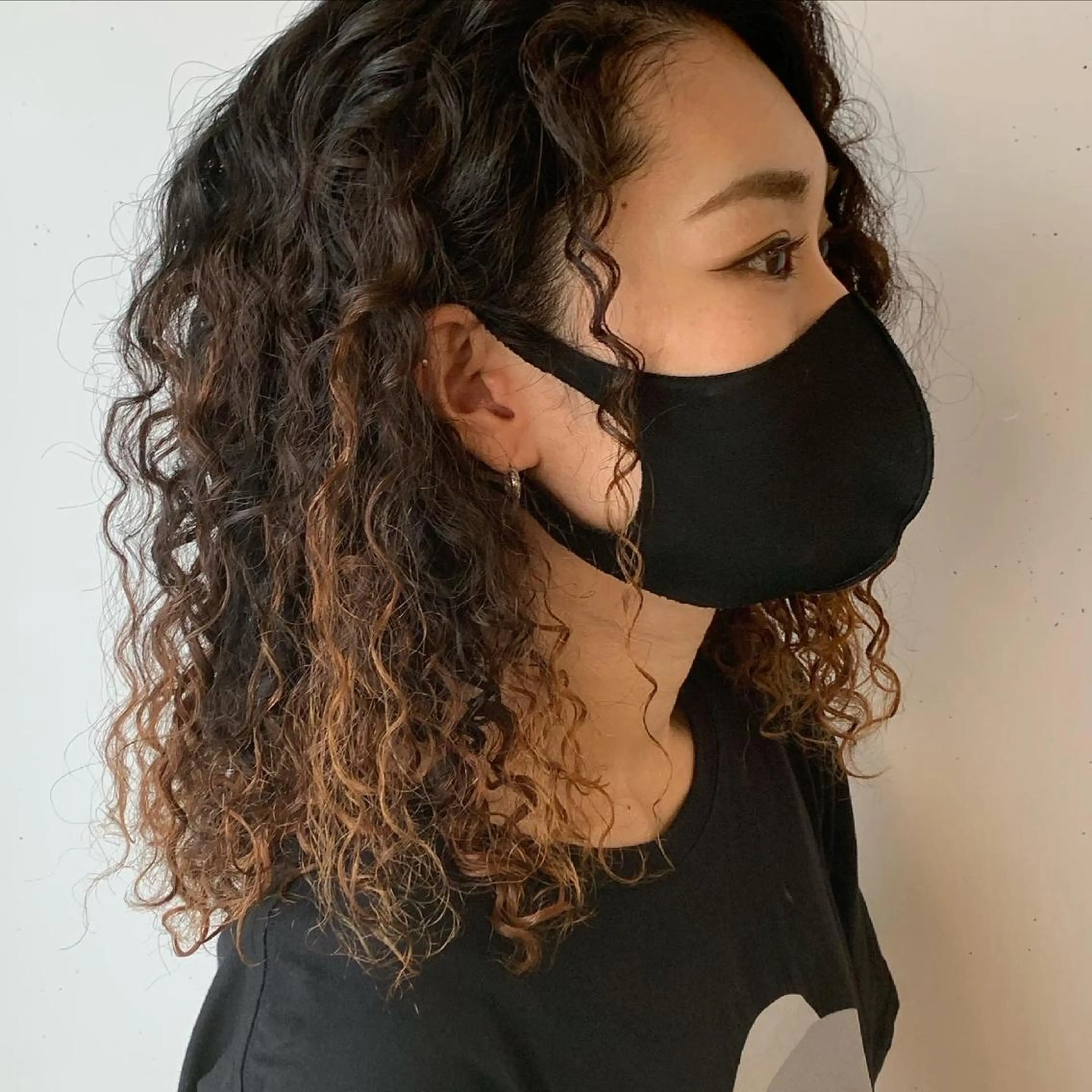 ミディアム パーマ ミディアムパーマ スパイラルパーマ カット パーマ トリートメント ally hairsalon所属・Emi .のヘアスタイル