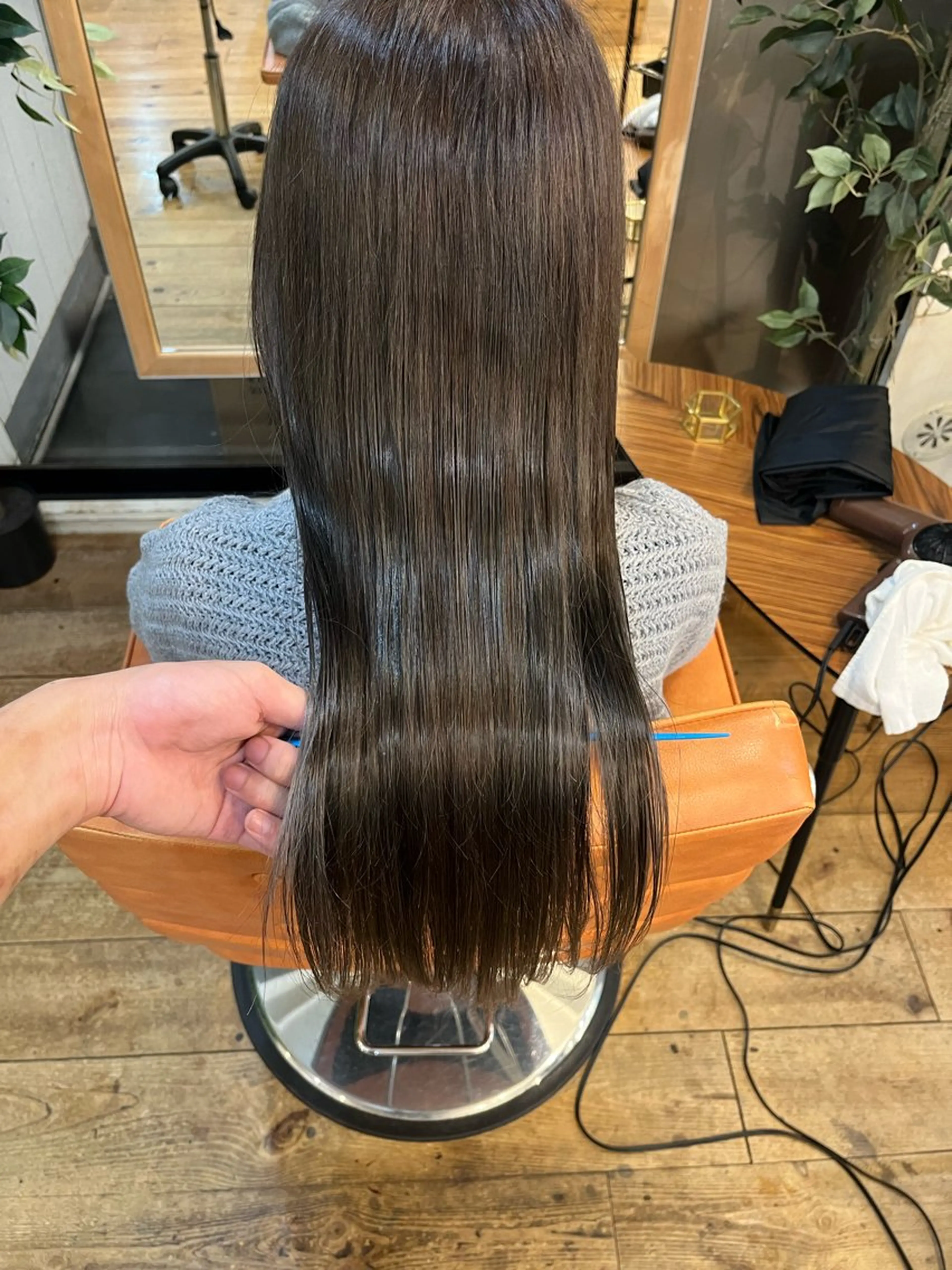 ロング ⚪️髪質改善 縮毛 店長 コウ⚪️のヘアスタイル