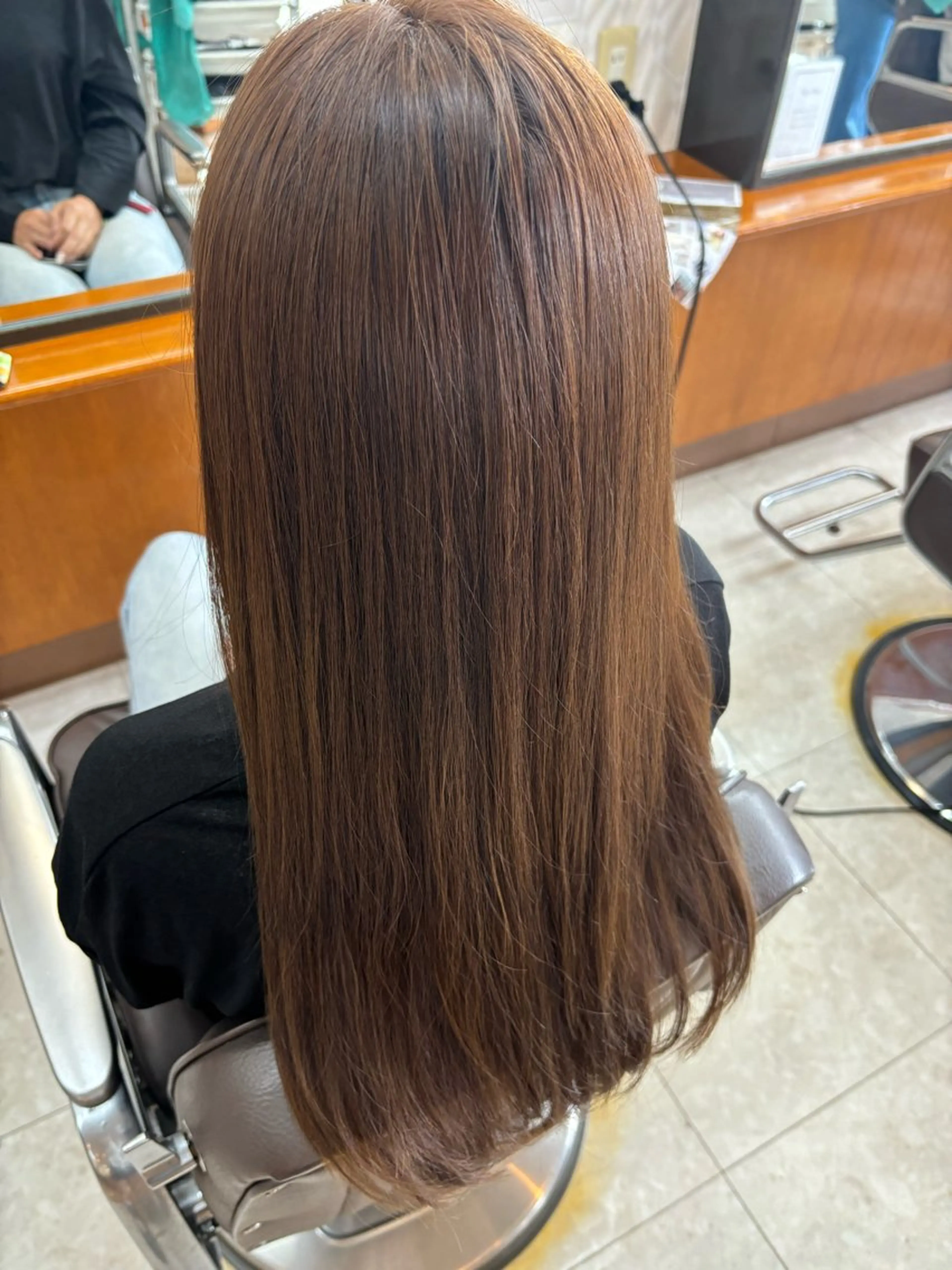 ロング カラー カット パーマ 亀山 来未のヘアスタイル