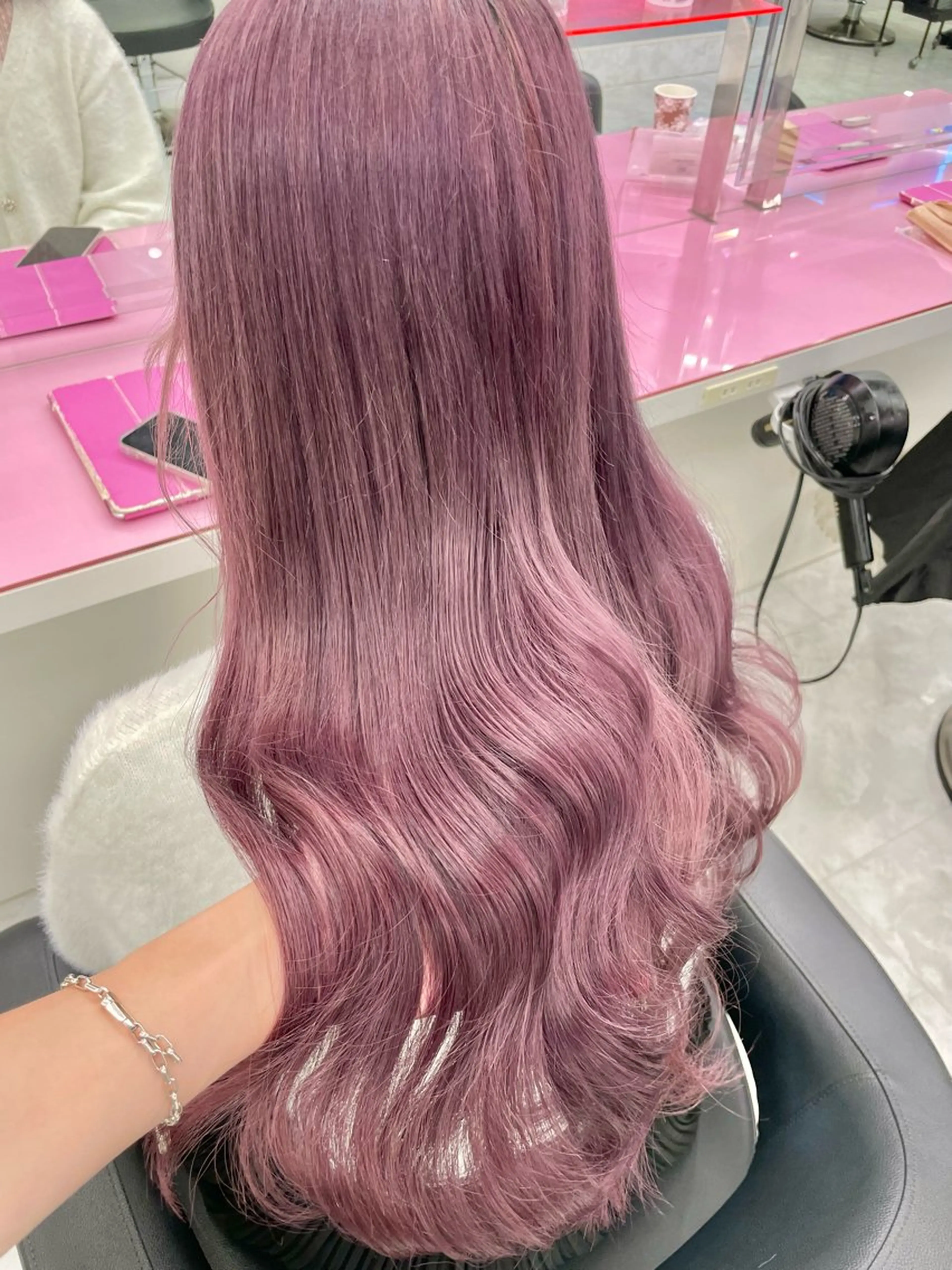 ミディアム カラー 🎀🧁ダメージレス 艶髪カラー🧁🎀のヘアスタイル