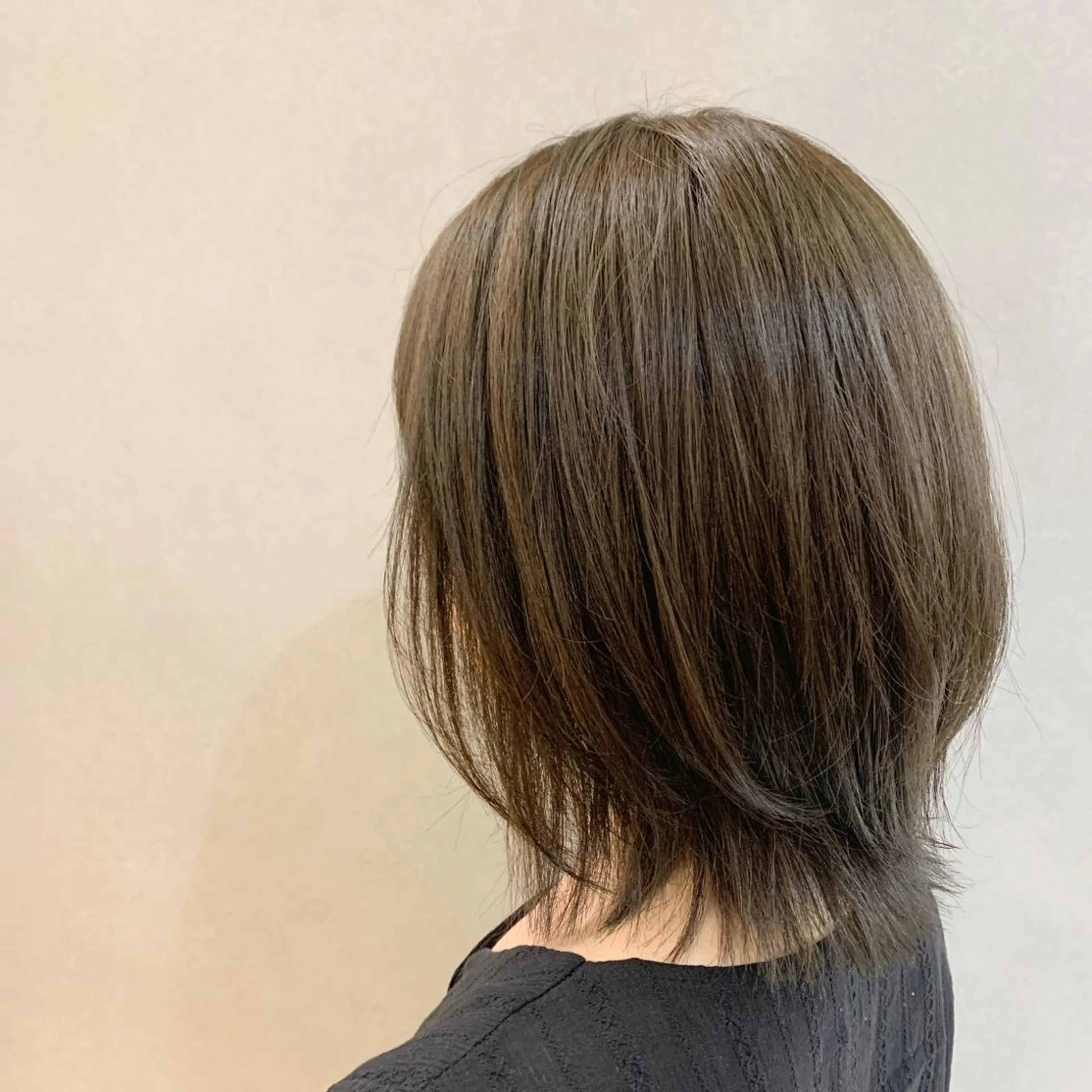 ミディアム ヘアカラー k-two  esora 池袋店所属・土佐 優奈のヘアスタイル