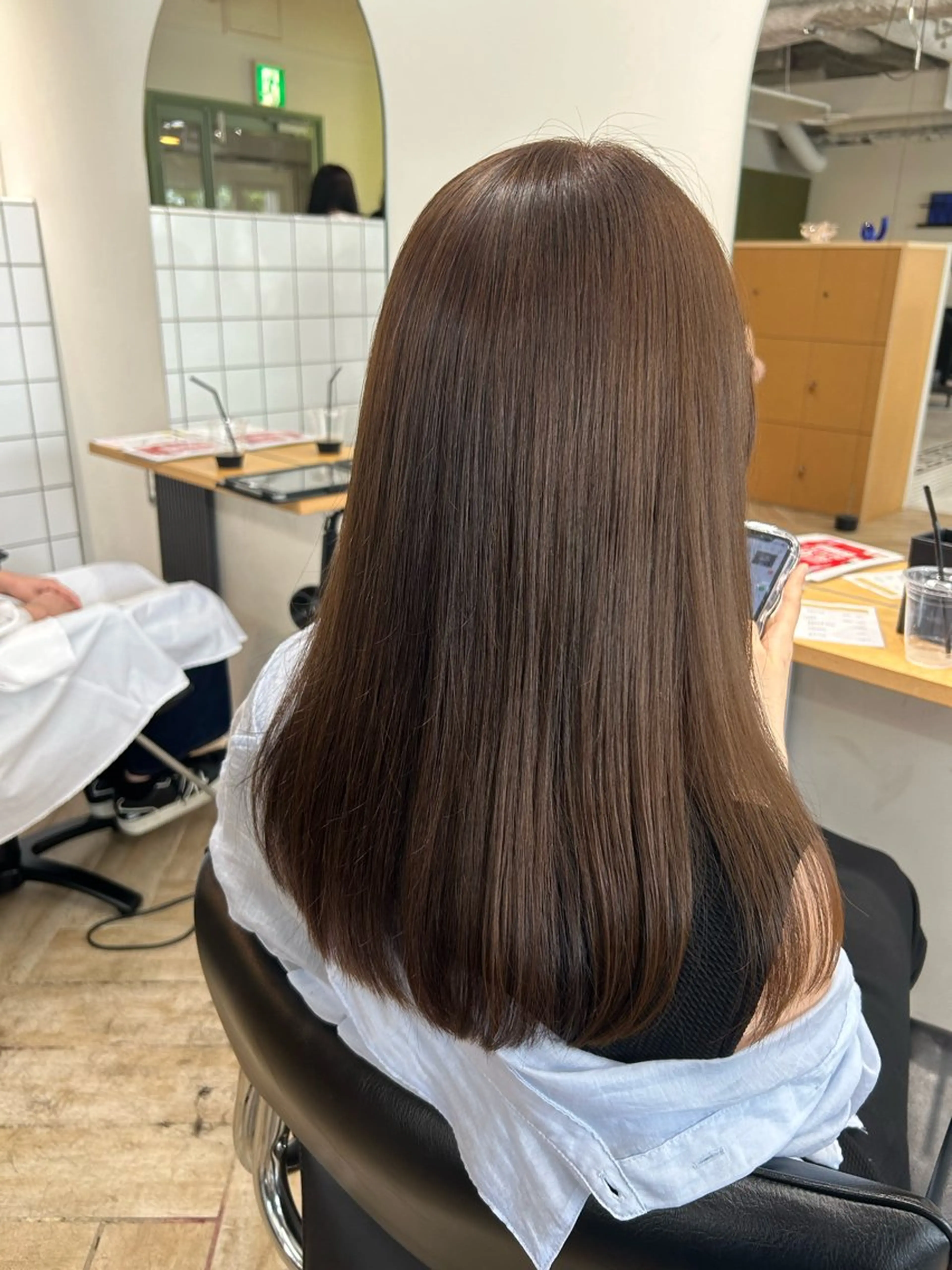 カラー ブリーチ ブリーチなしカラー ヘアカラー ベージュ/ダブルカラ ー/新潟駅/青柳萌果のヘアスタイル