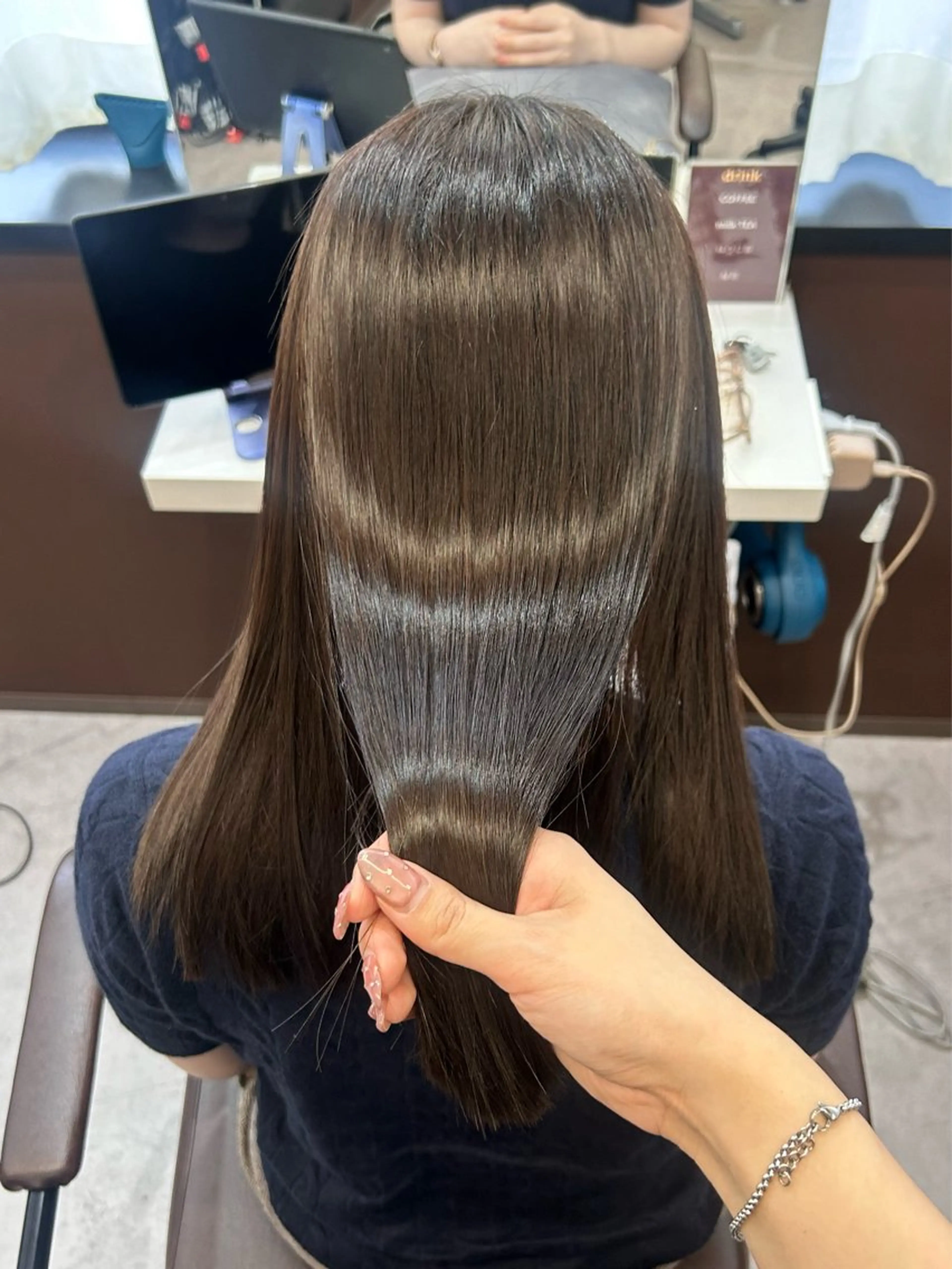 セミロング カラー 韓国×髪質改善カラー 💎hinaのヘアスタイル