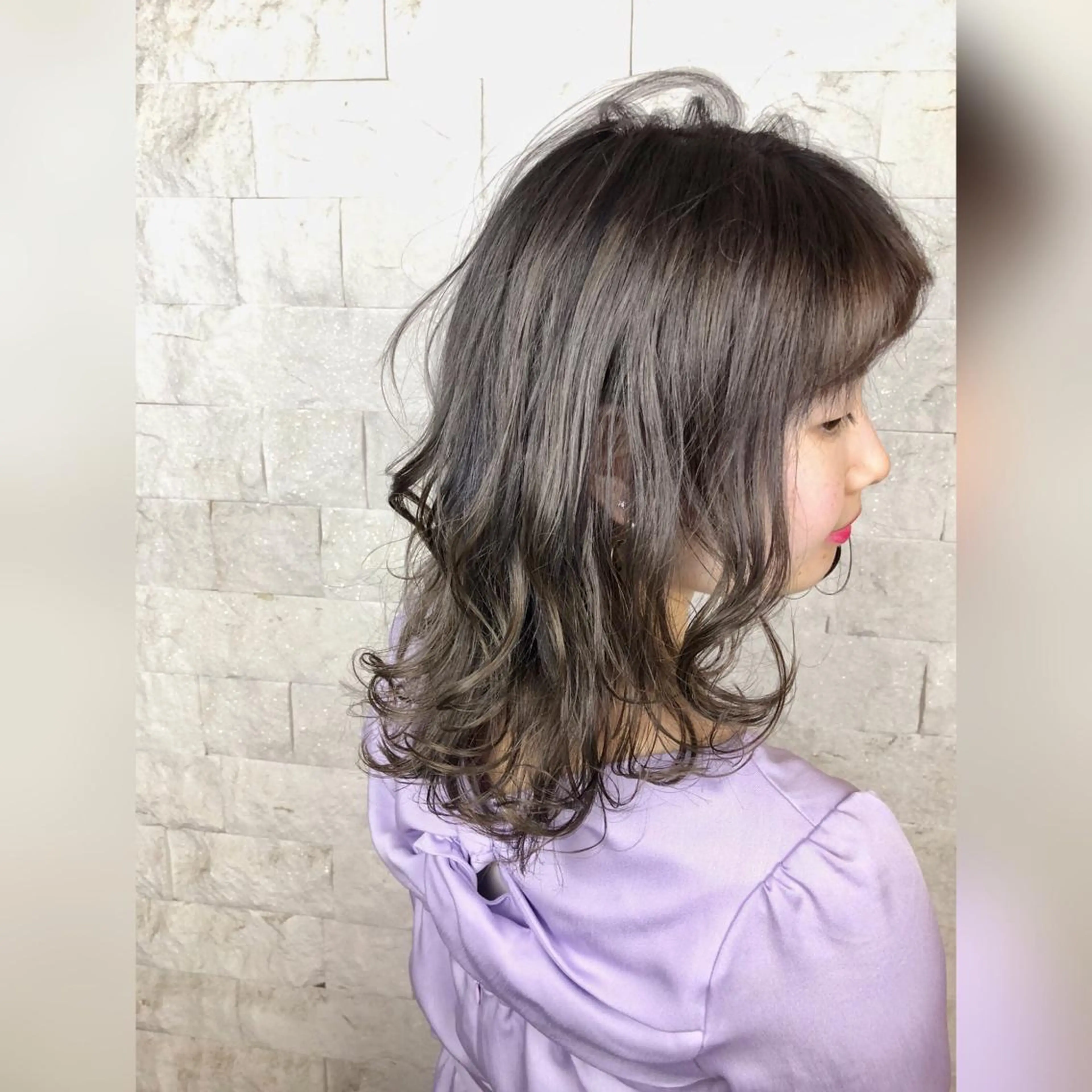 ミディアム 圧倒的美髪ストレート ツダケイタロウのヘアスタイル