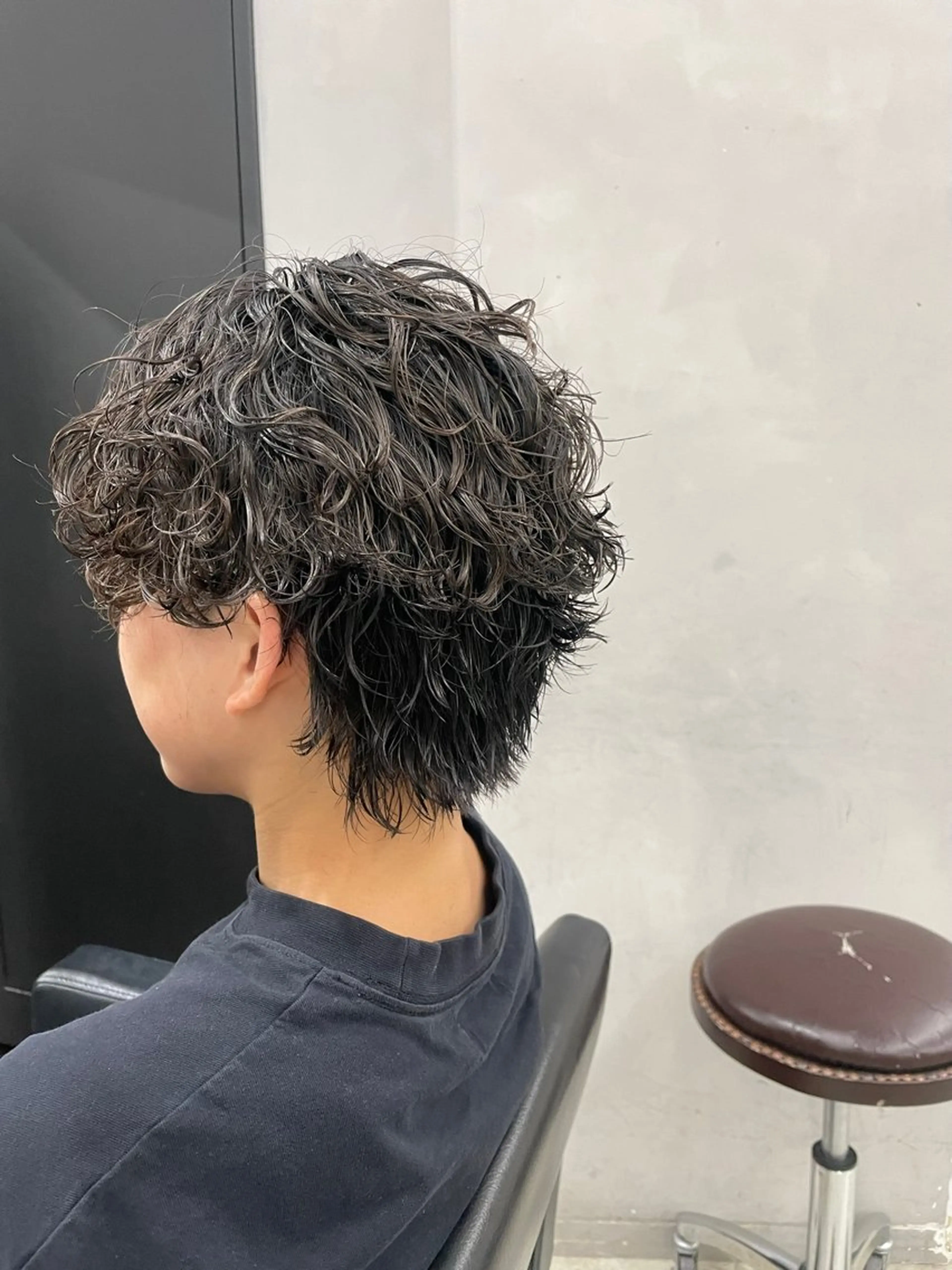ショート パーマ メンズ メンズパーマ 波巻きパーマ スパイラルパーマ カット パーマ メンズ特化🔥 金子直斗のヘアスタイル