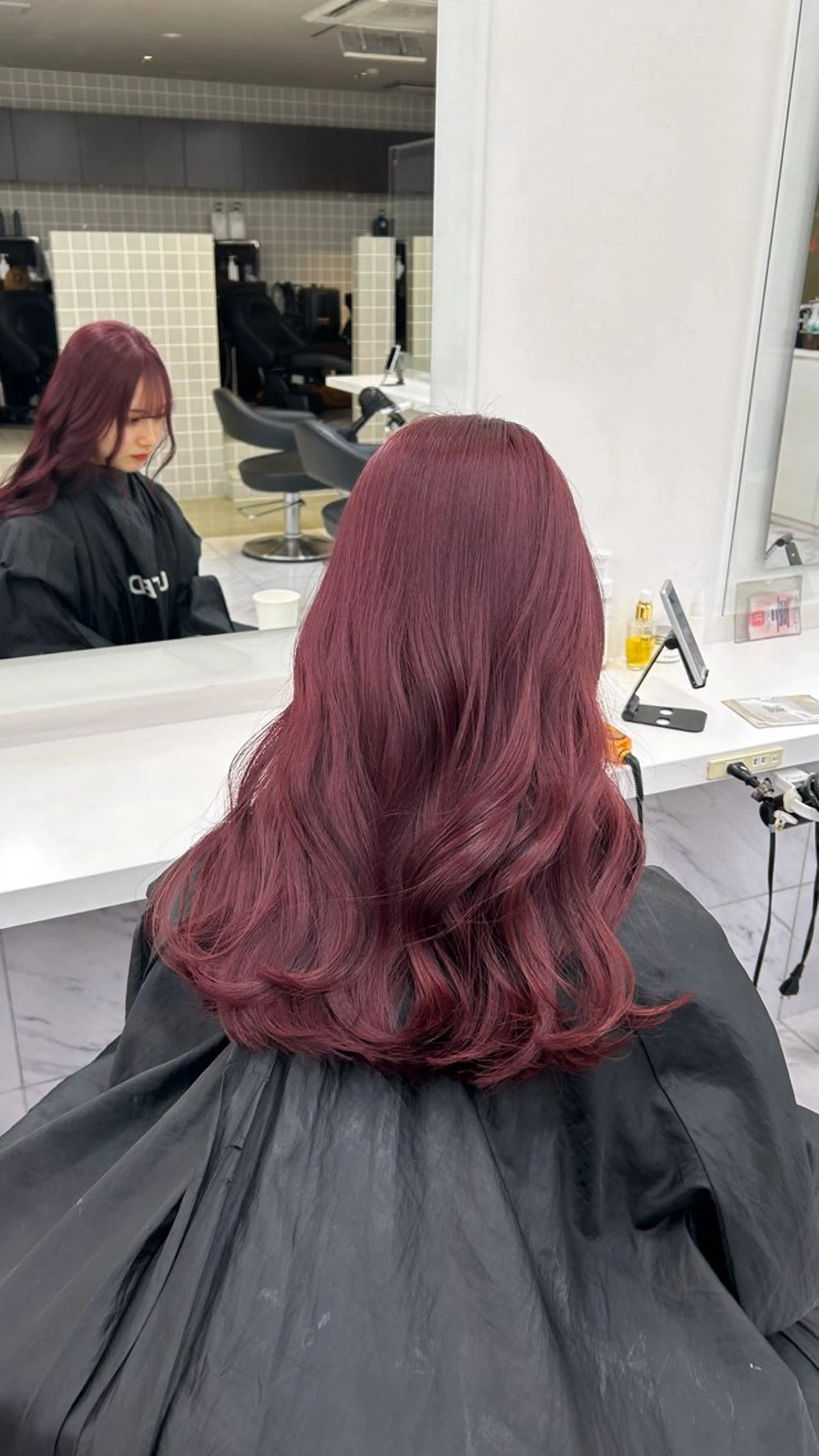 セミロング カラー ヘアアレンジ ヘアカラー トリートメント ヘッドスパ ヘアセット 💎韓国/ レイヤー カット/ 暖色🫧のヘアスタイル