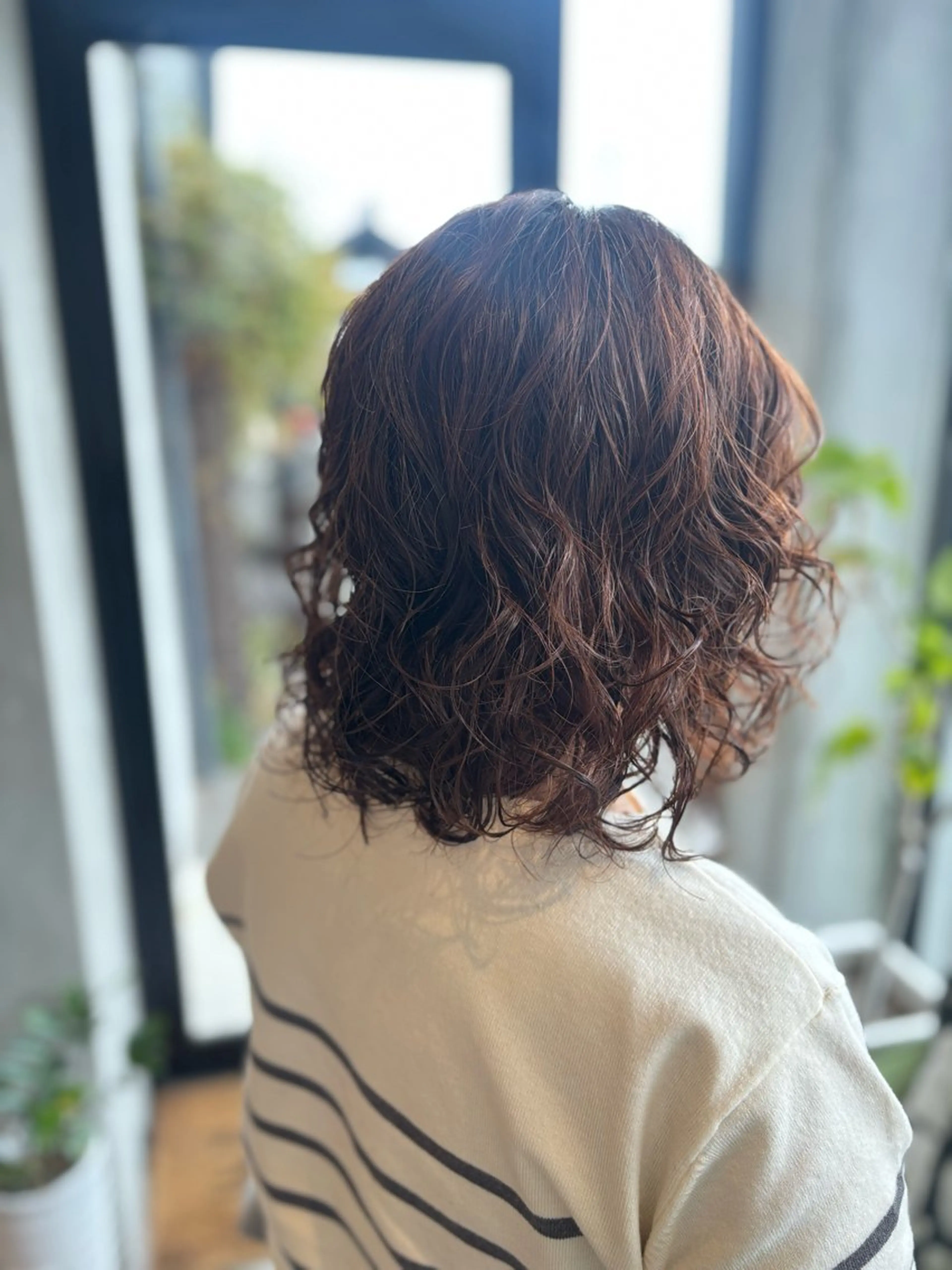 ミディアム カット パーマ mata-L23 かのんのヘアスタイル