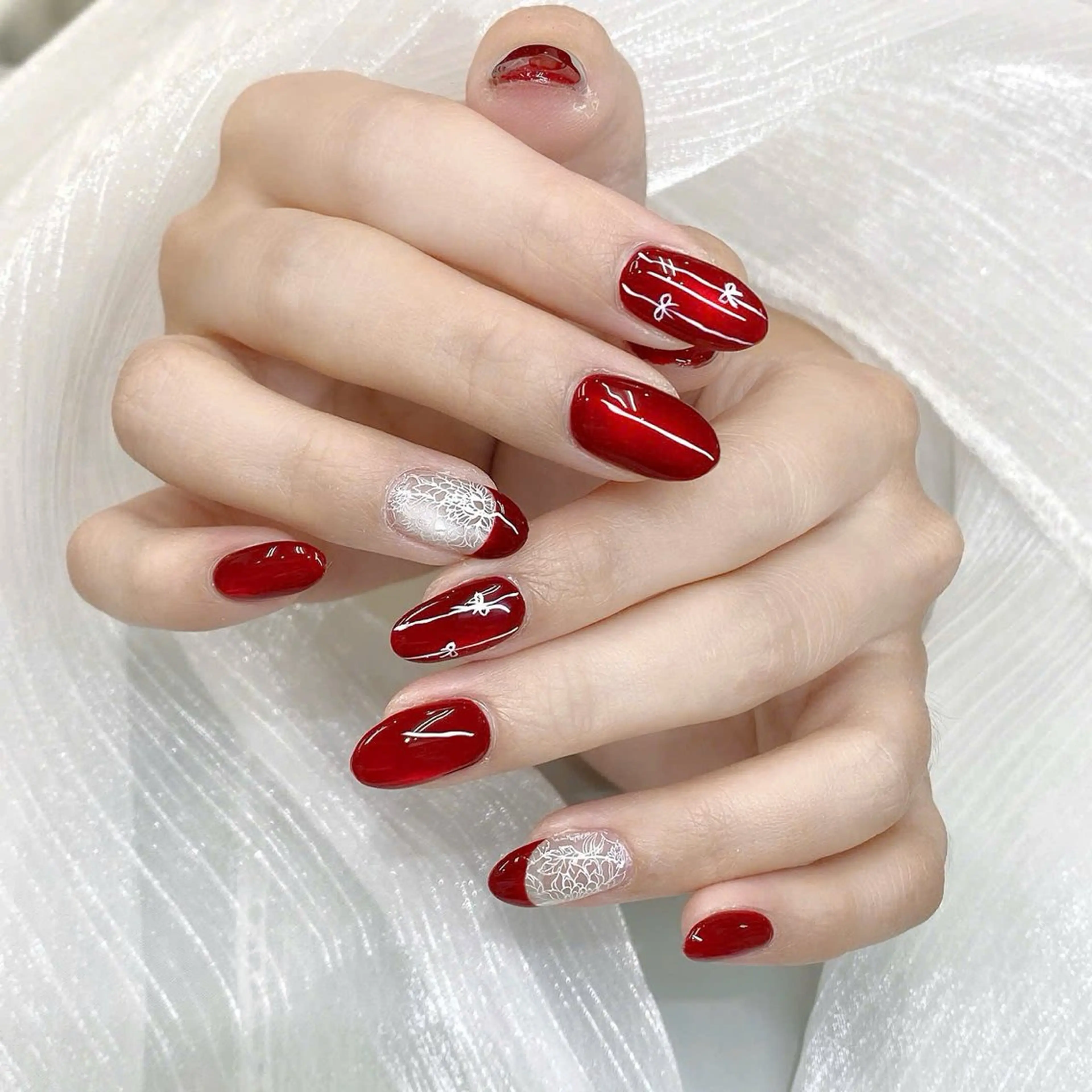 ネイル 長さ出し フレンチネイル ジェルネイル ガラスフレンチ 韓国ネイル ハンドネイル Minette nailHuongのネイルデザイン