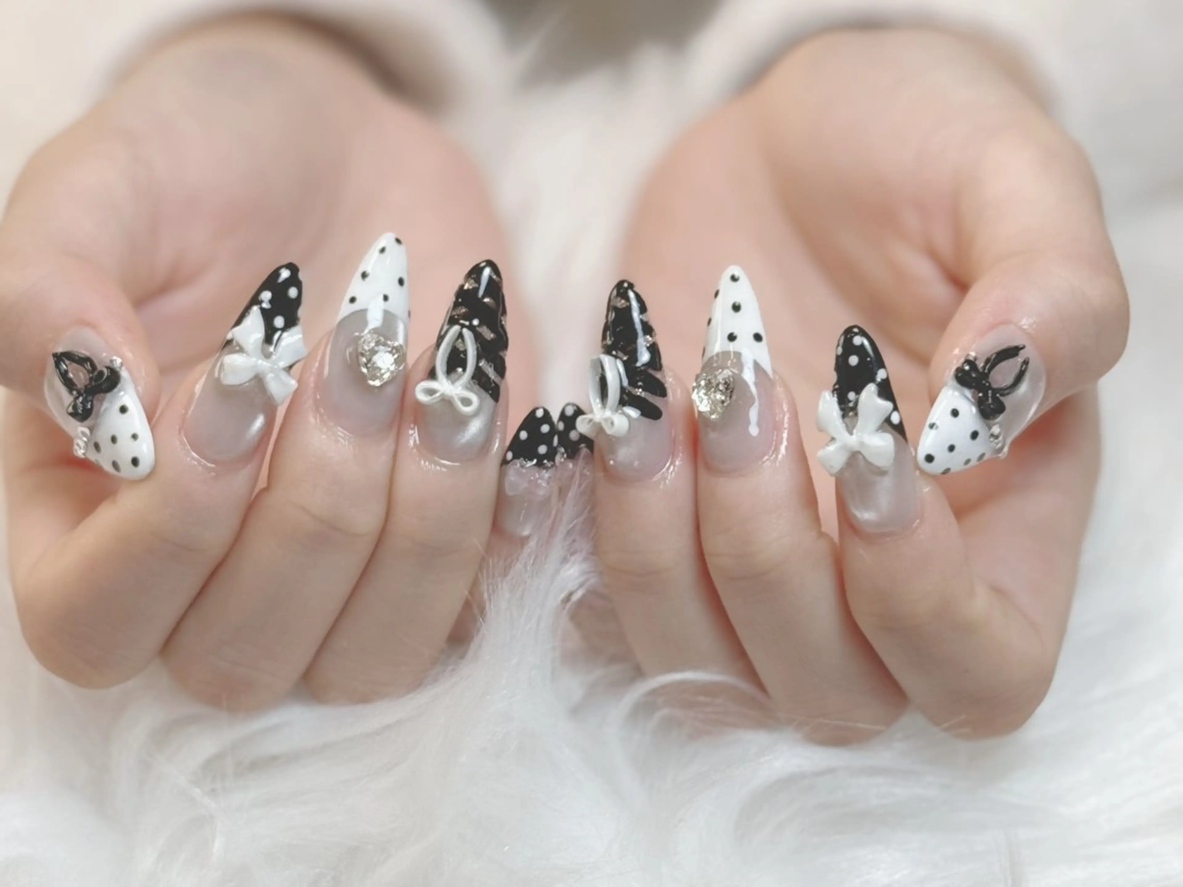 ネイル ハンドネイル Chanie Nail  Spaのネイルデザイン