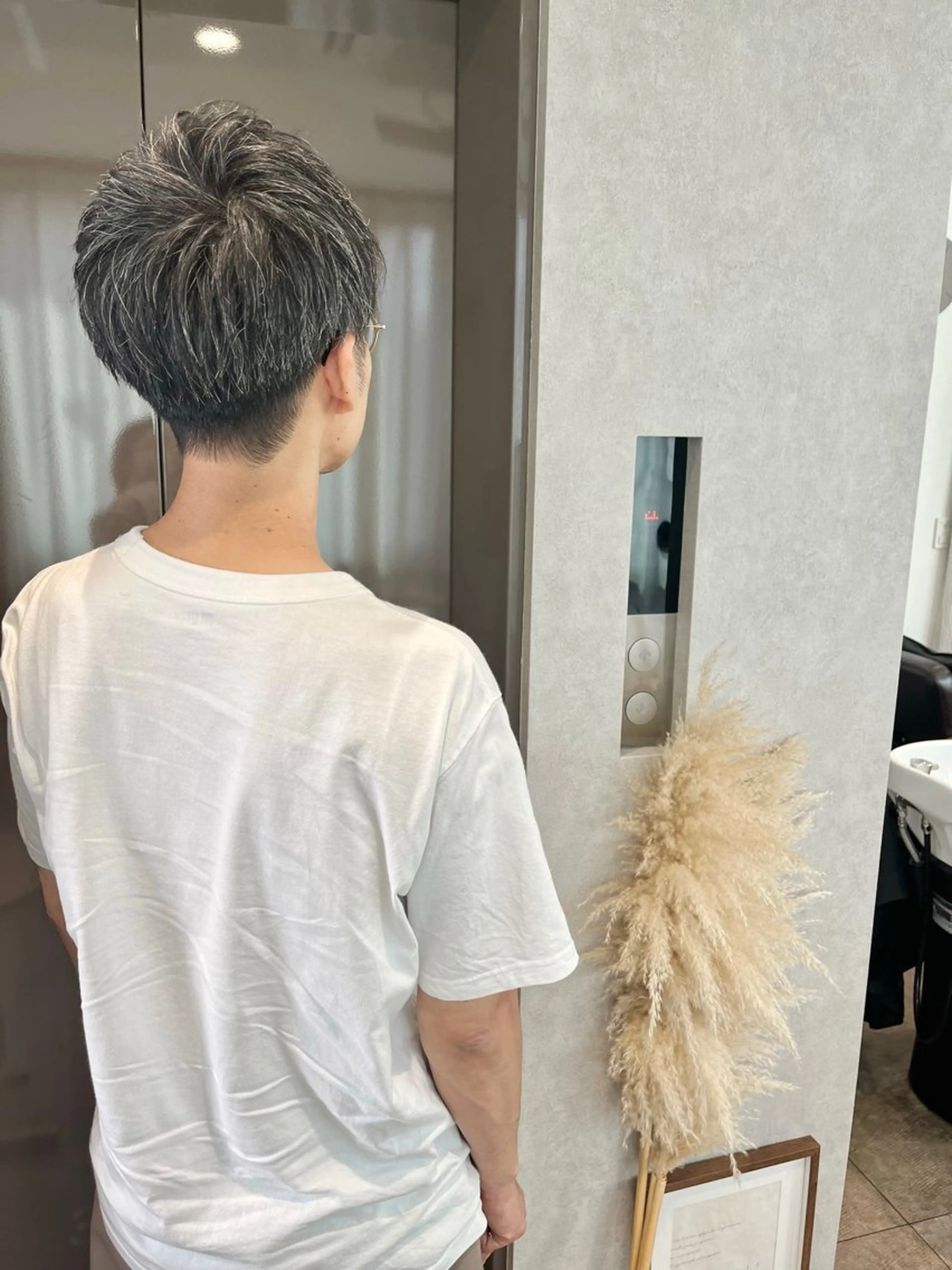 【メンズ限定メニュー】カット+眉カット+5minヘッドスパ💈の写真