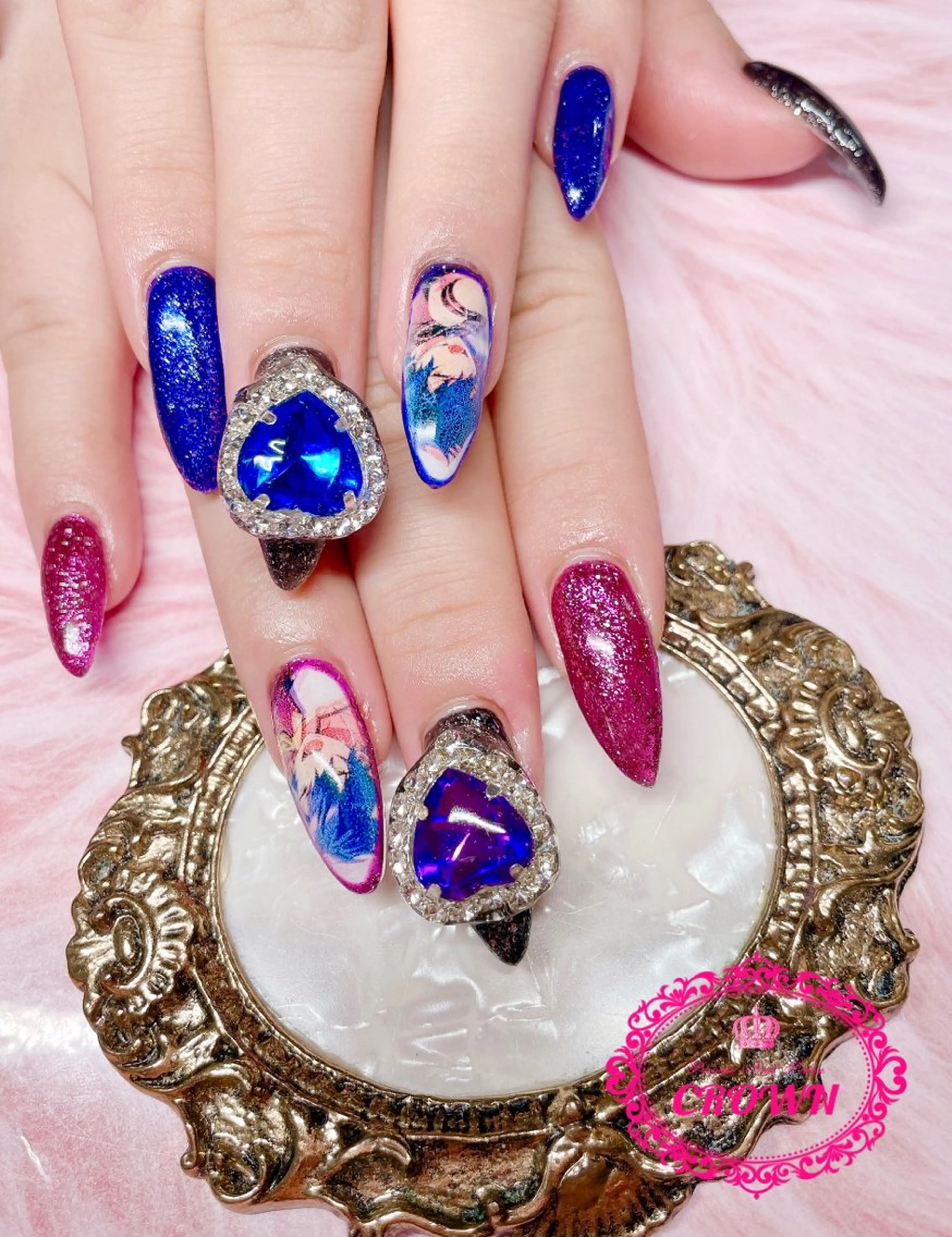 ネイル CROWN プライベートサロンのネイルデザイン