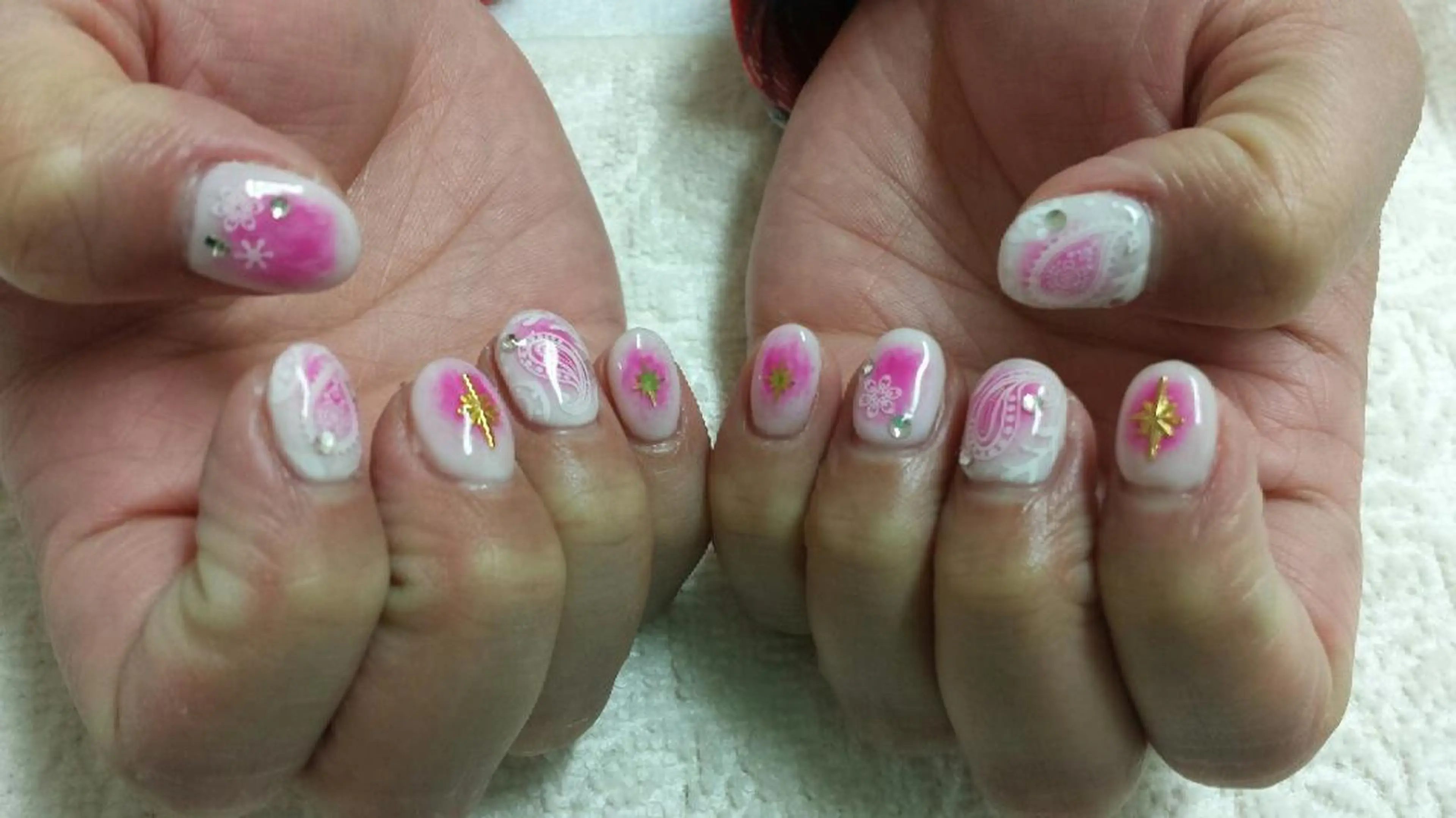 ネイル 河野ちえ (雑誌掲載サロン)のネイルデザイン