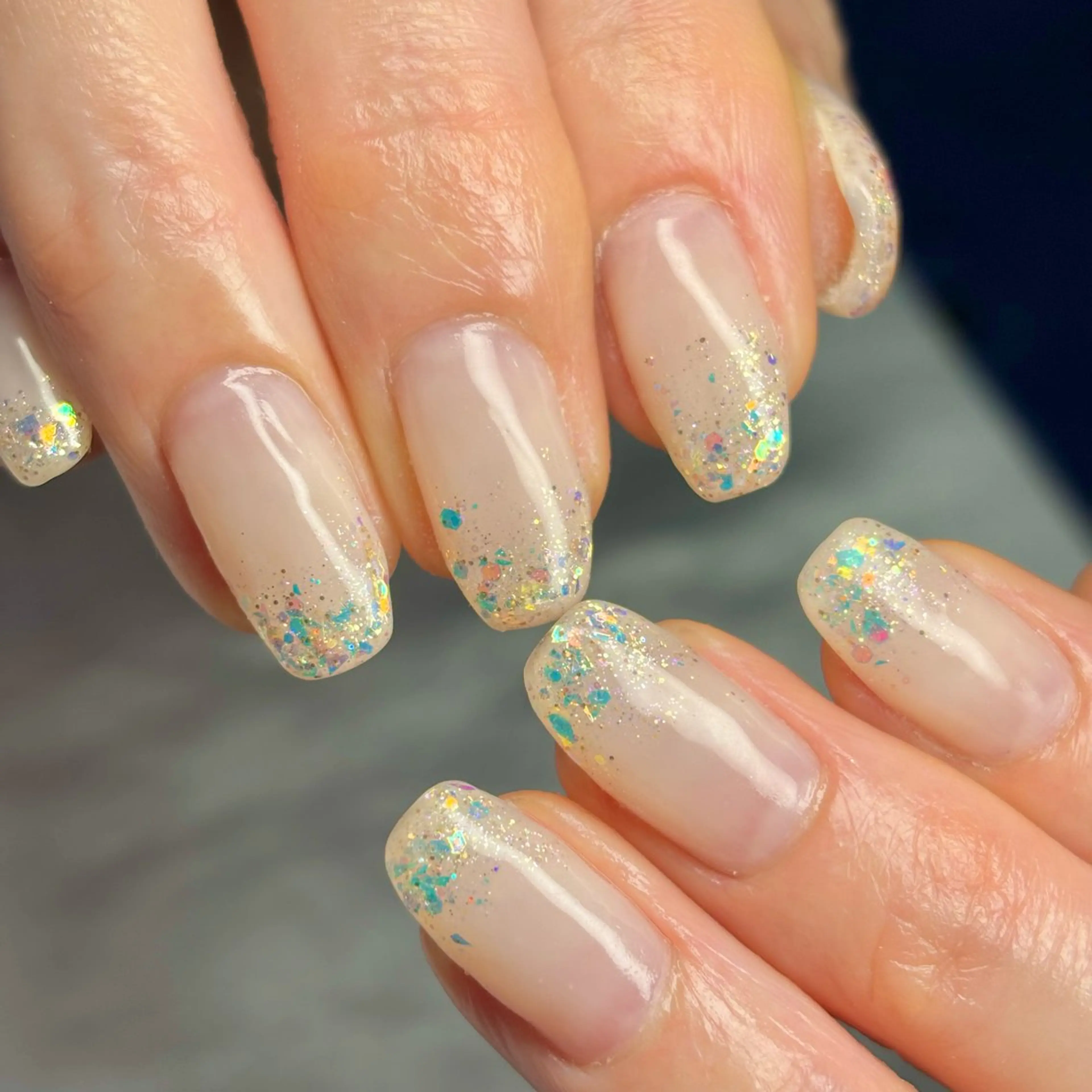 メンズ ネイル メンズ韓国風 オーロラネイル 韓国ネイル ラメ(グリッター) ハンドネイル ハンドケア nail&eye Aoのマツエク・マツパデザイン