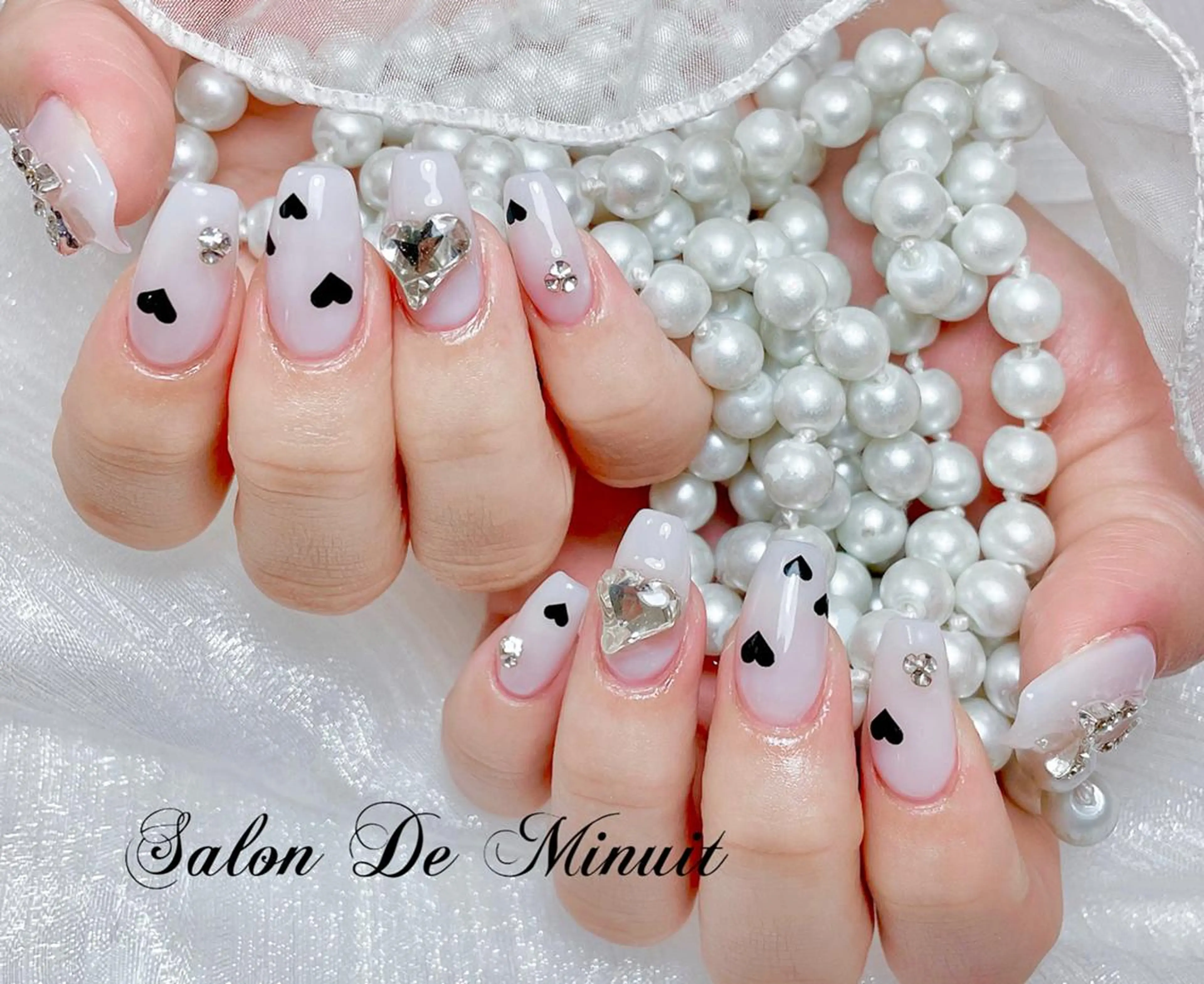 ネイル ハンドネイル ハンドケア Momo 🤍のネイルデザイン