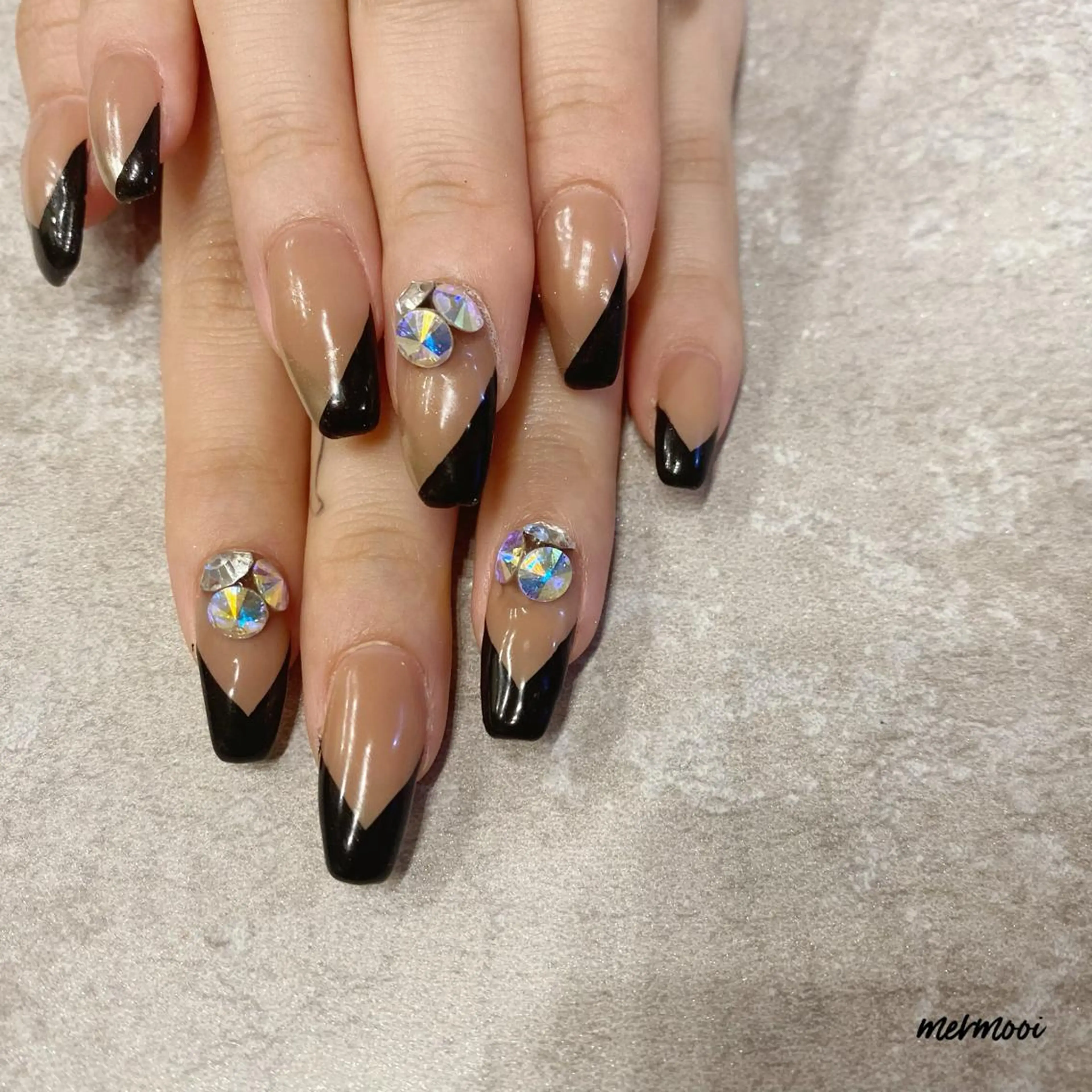 ネイル フレンチネイル ジェルネイル ロングネイル ミラーネイル ハンドネイル melu所属・melu yukikoのネイルデザイン