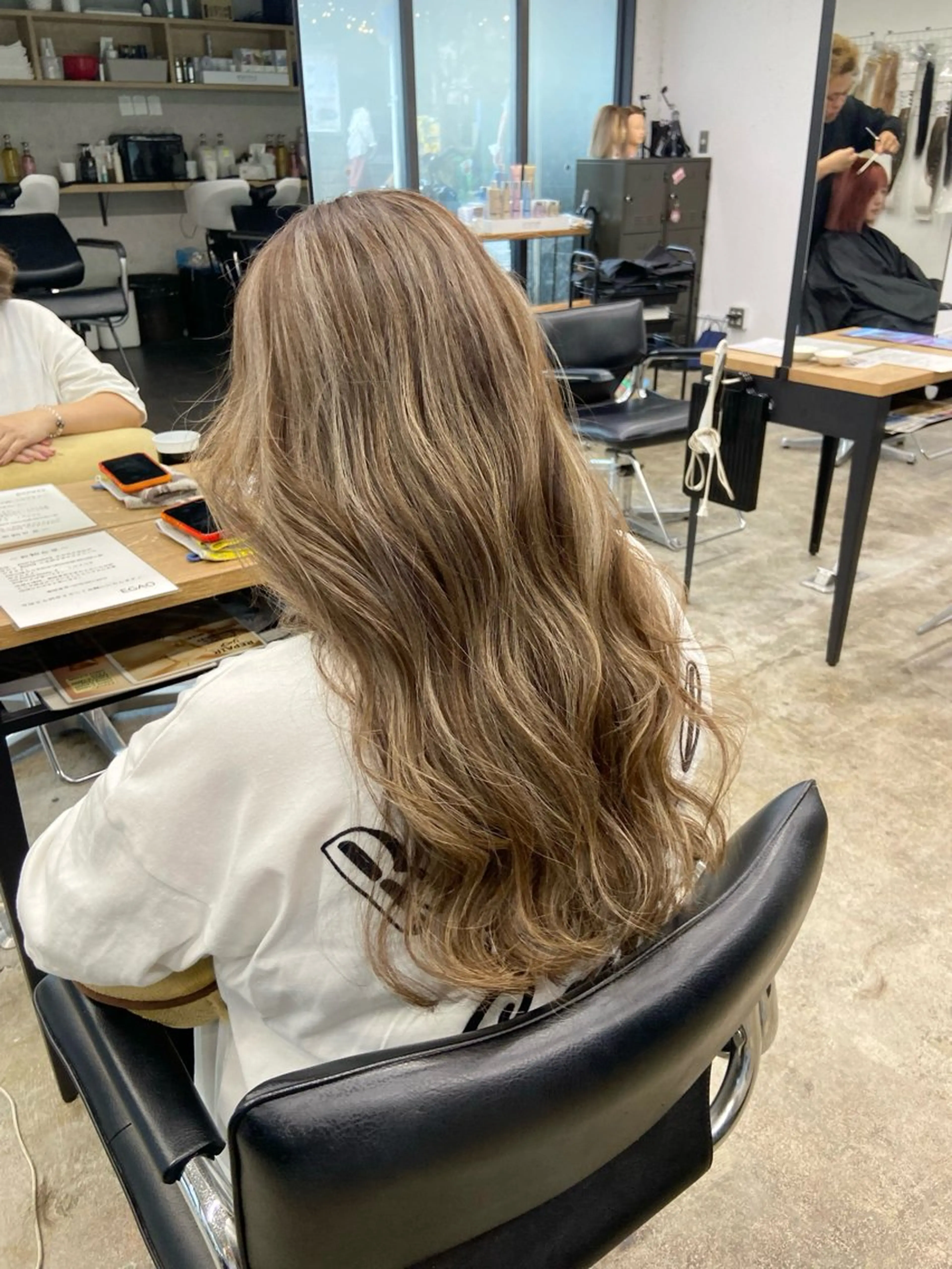 ロング カラー 外国人風カラー EGAO /藤沢/海外ヘアのヘアスタイル