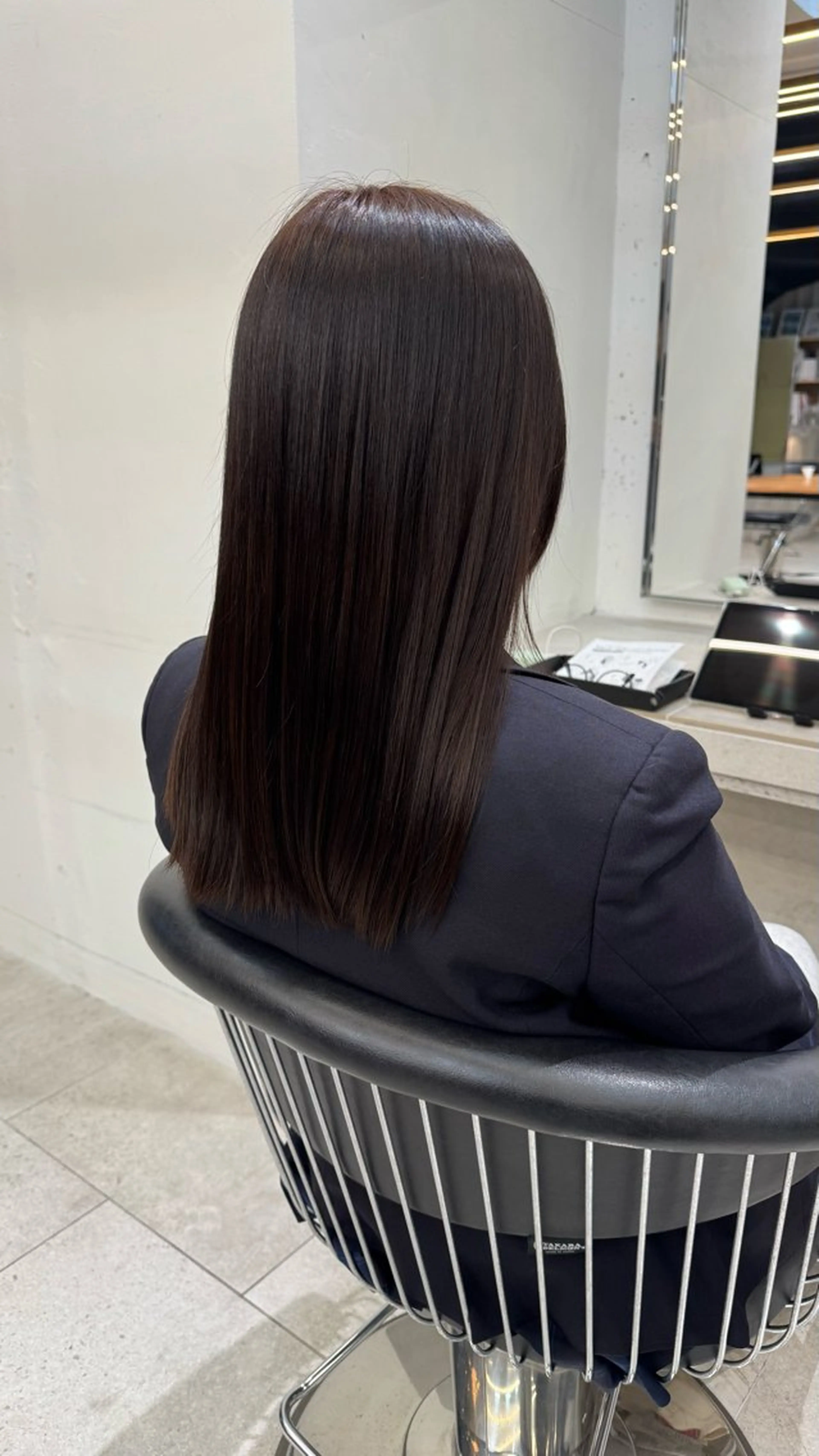 セミロング ヘアカラー sweetroom平塚所属・⭐️縮毛矯正 氷室翔也カラー⭐️のヘアスタイル