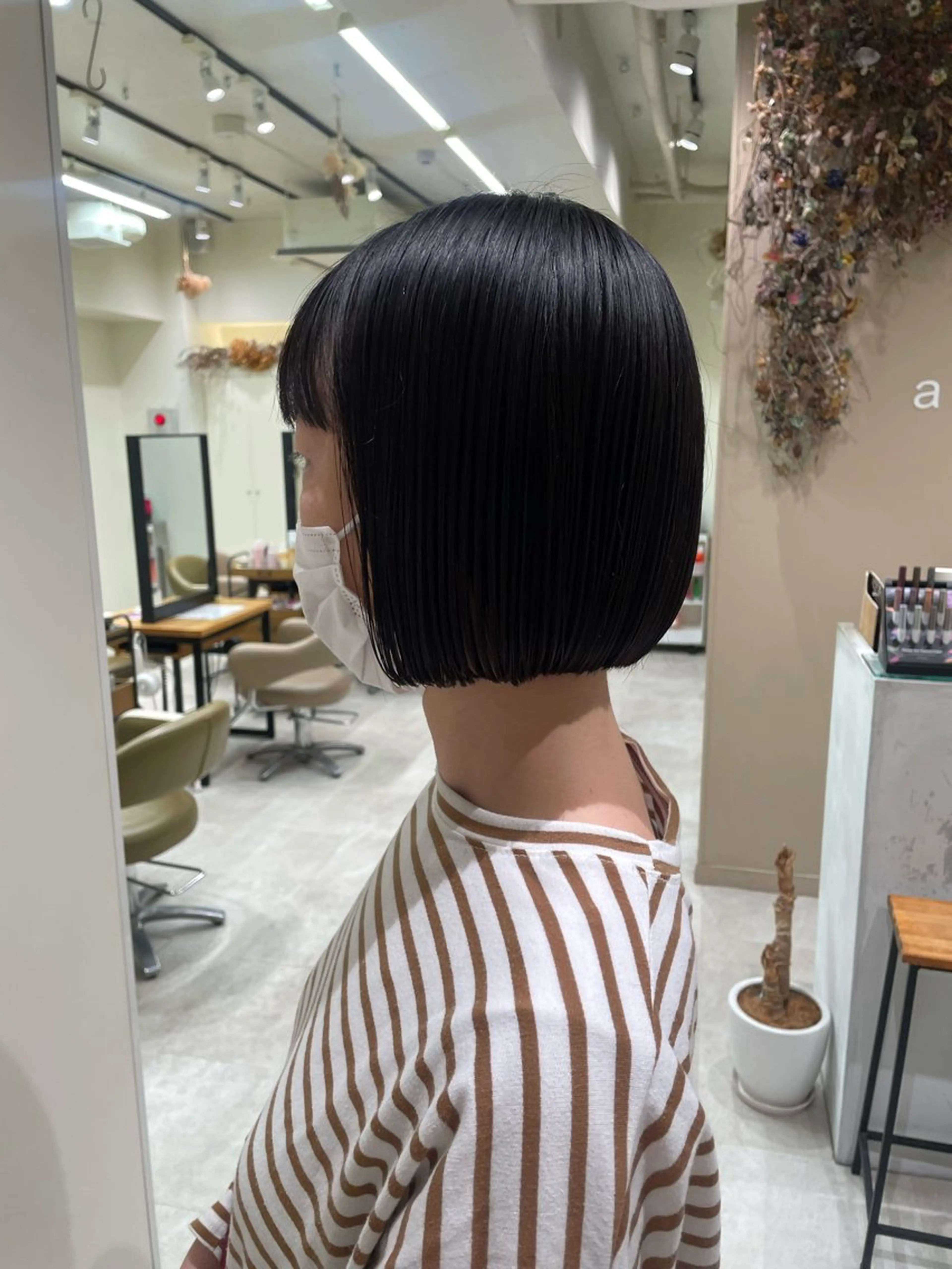 ショート 切りっぱなしボブ ボブ カット ボブ/インナーカラー /眉毛/Miyuのヘアスタイル