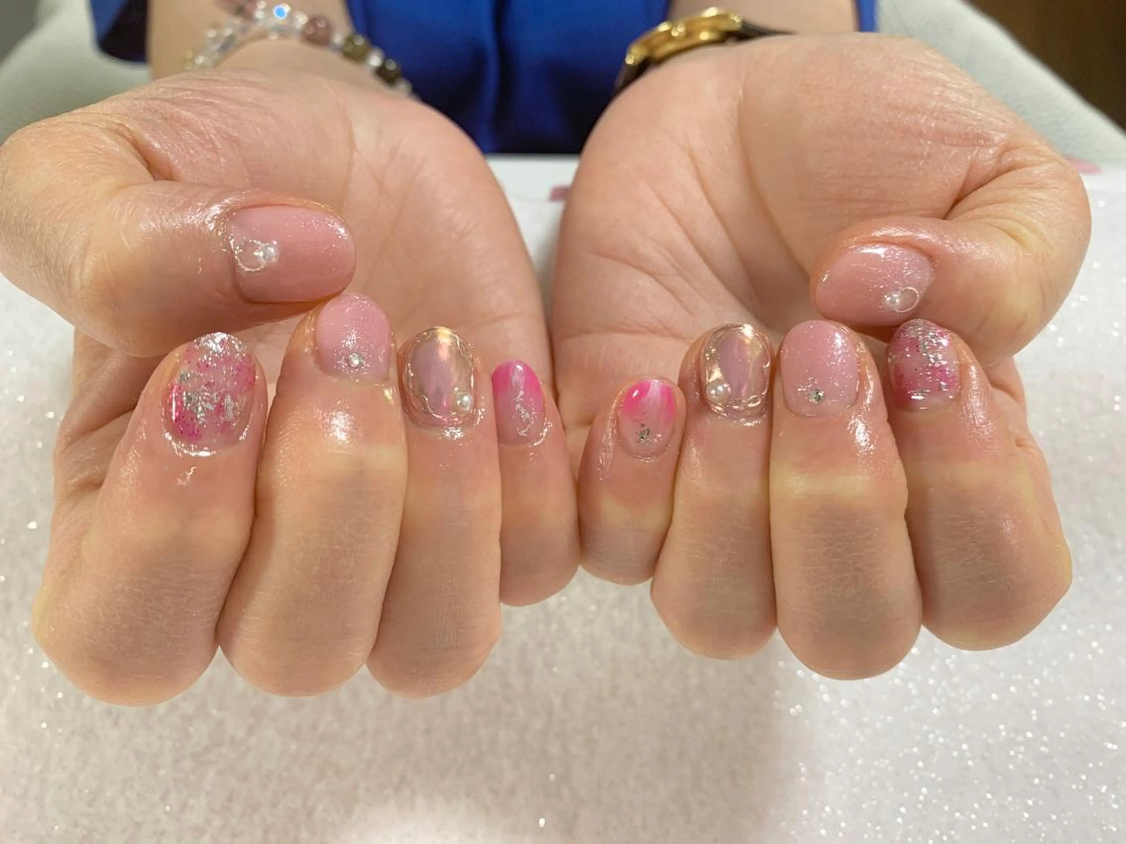 ネイル ハンドネイル 手塚 里奈のネイルデザイン