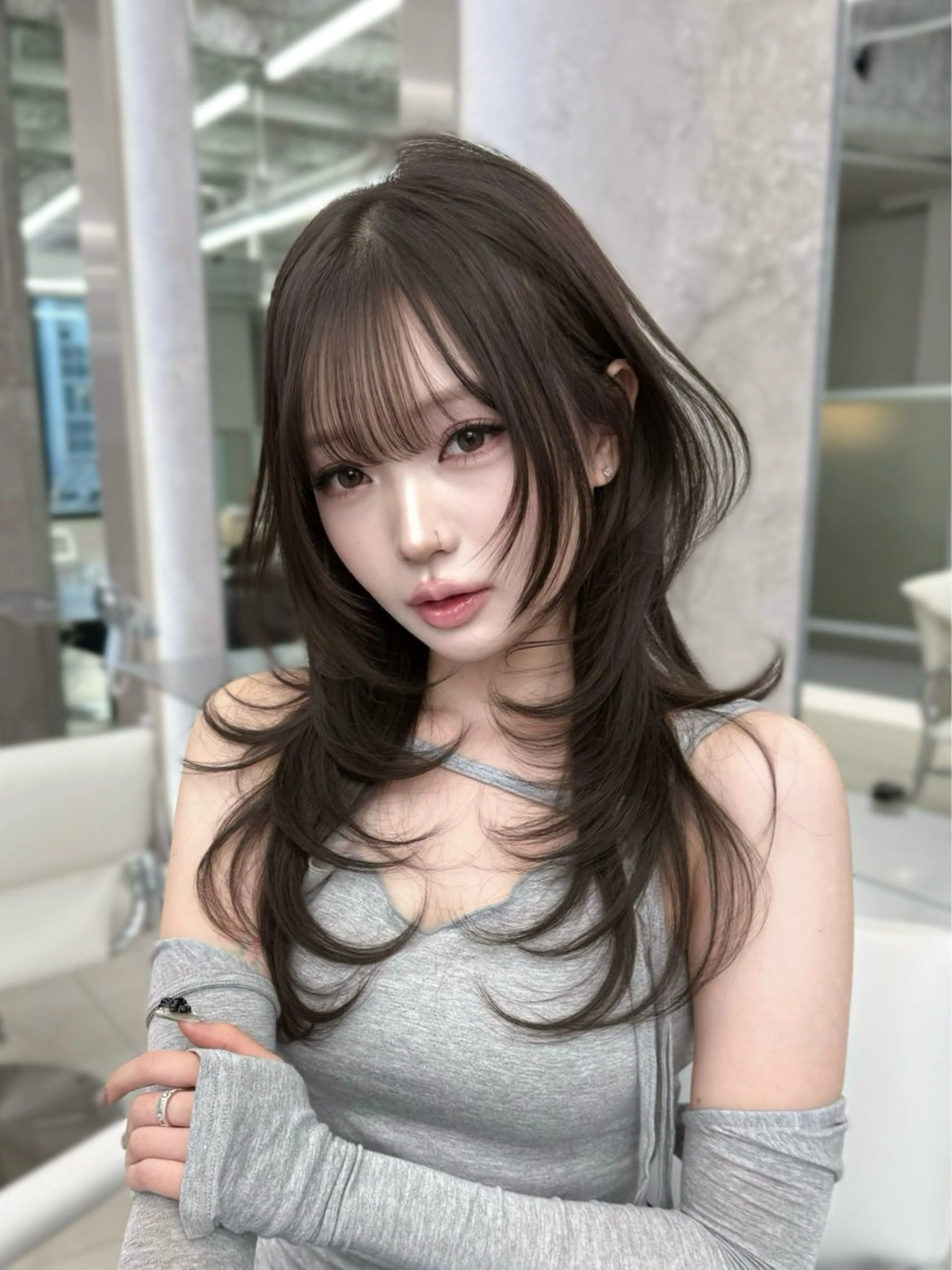 ロング kiti SAKAE所属・福間克徳/顔まわり /レイヤーカットのヘアスタイル