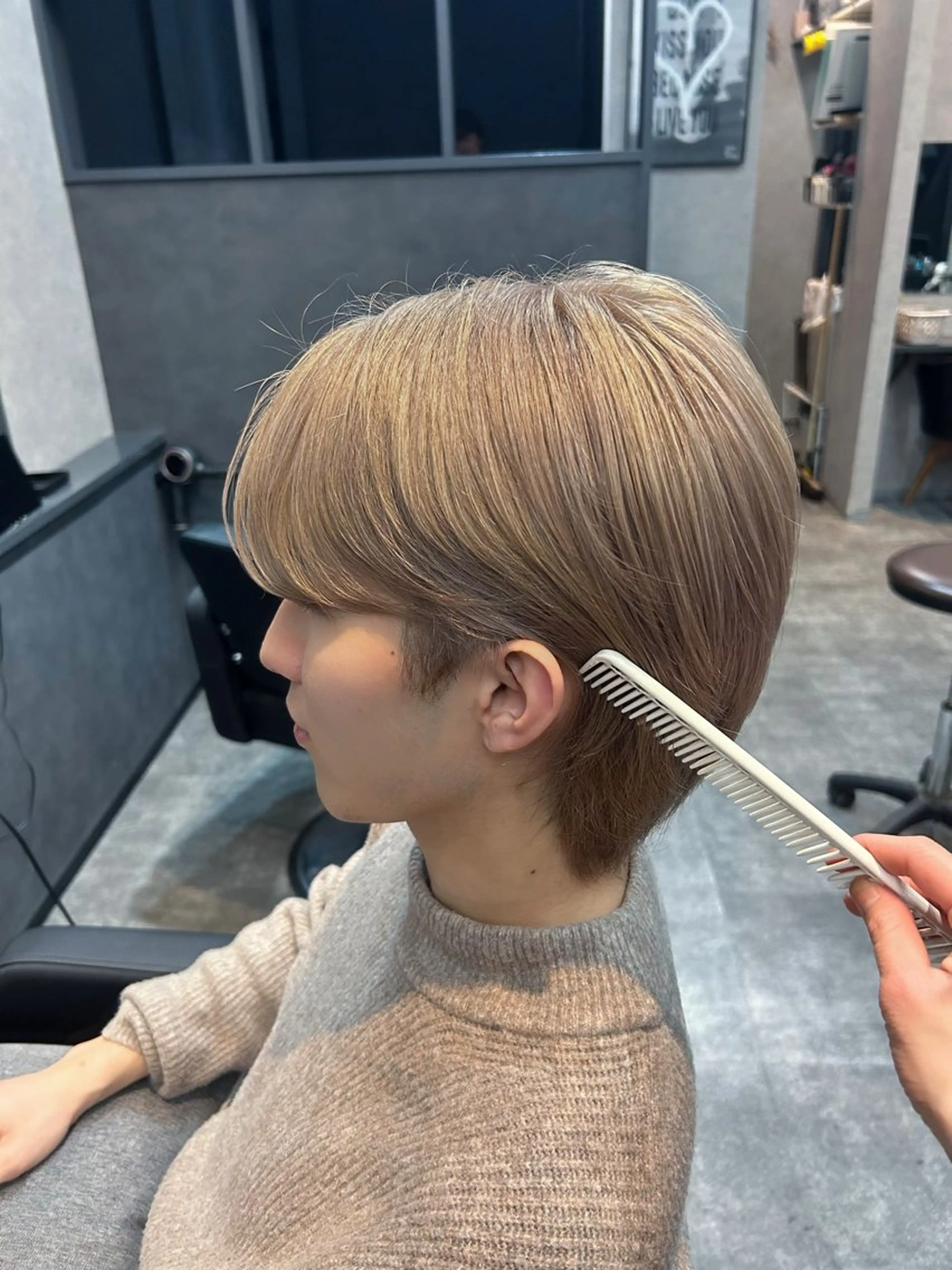 カラー メンズ ヘアカラー トリートメント miharu‪‪/ ハイトーン/複雑履歴のヘアスタイル