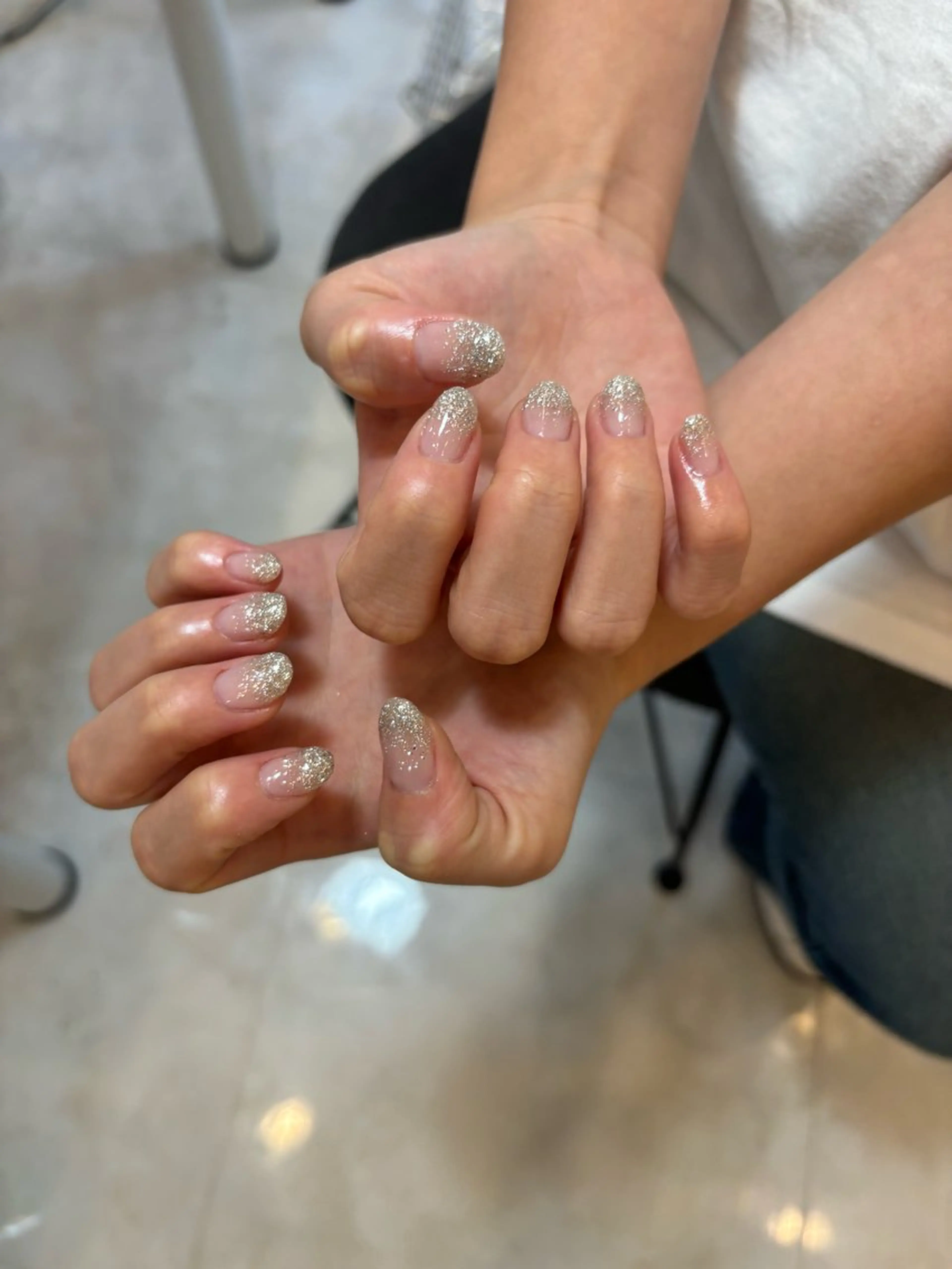 ネイル グラデーション ラメ(グリッター) ラメグラデーション ピンク ピンクベージュ 佐久間 のんのネイルデザイン