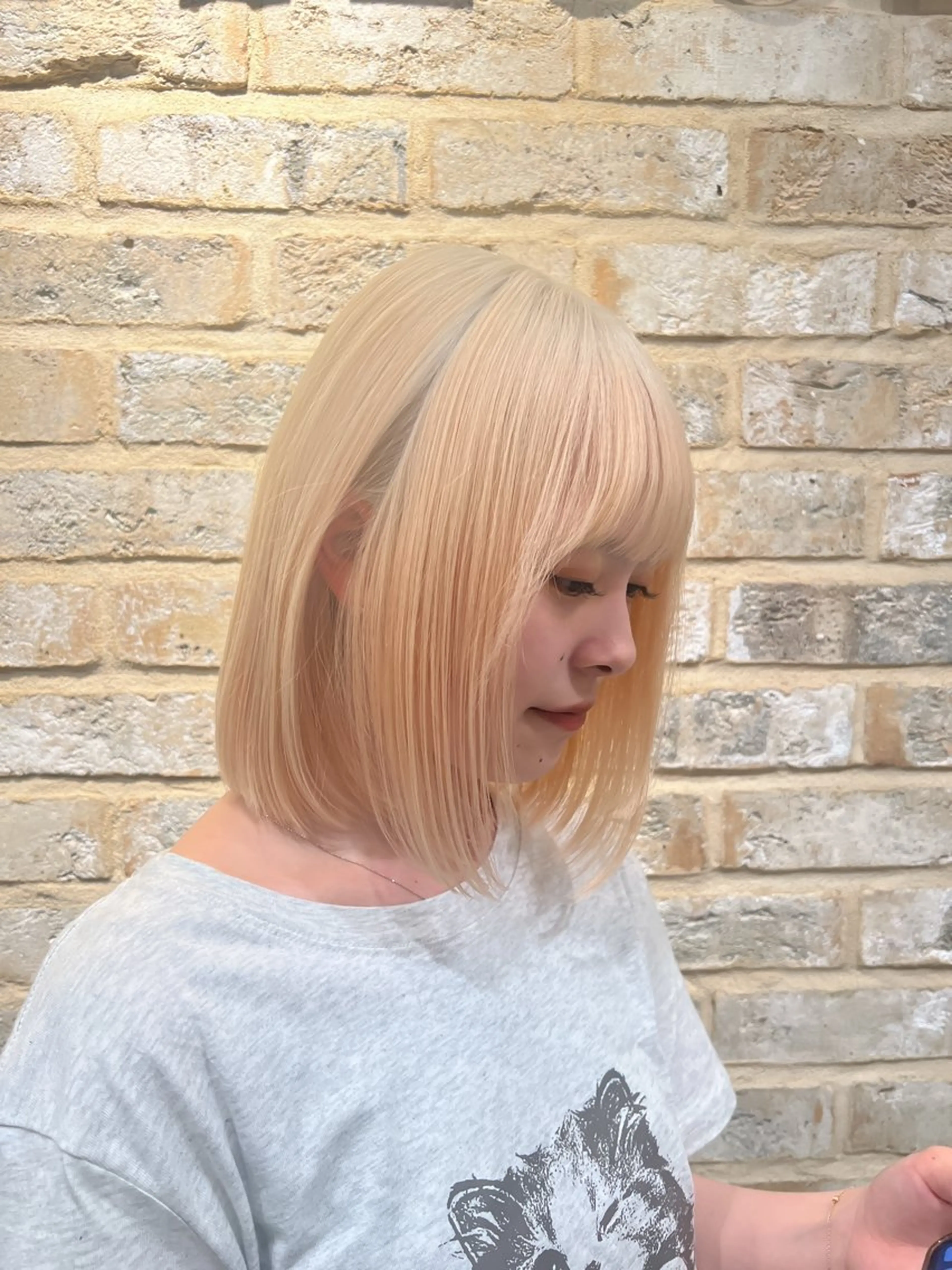 ミディアム カラー ブリーチ ブロンド ヘアカラー トリートメント 和夢/メンズカット/ パーマ/ハイトーンのヘアスタイル