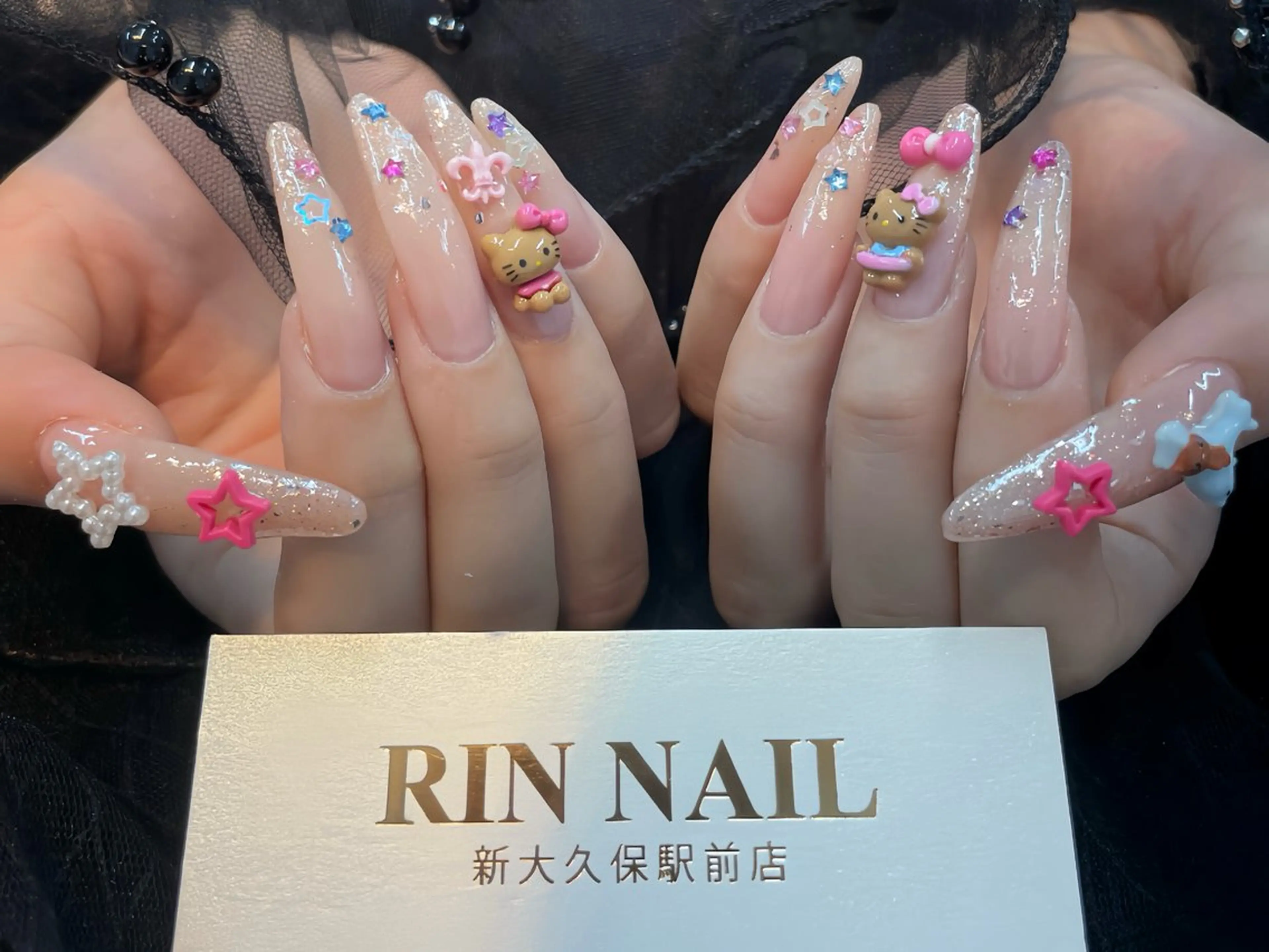 ネイル チークネイル ハート ホログラムネイル ミラーネイル ニュアンスネイル ハンドネイル Rin Nail 新大久保店のネイルデザイン