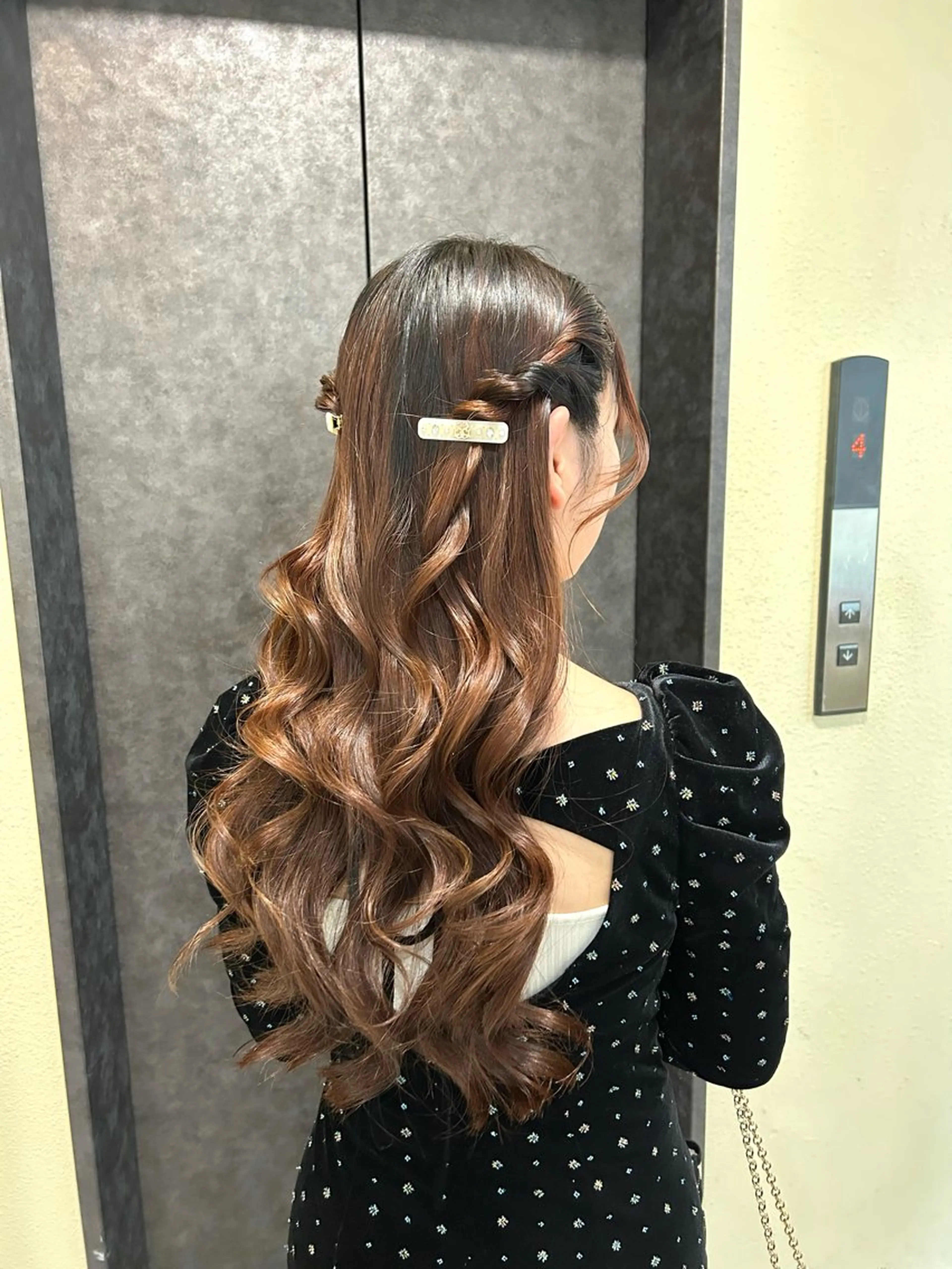 ロング ヘアセット Mila Hazukiのヘアスタイル