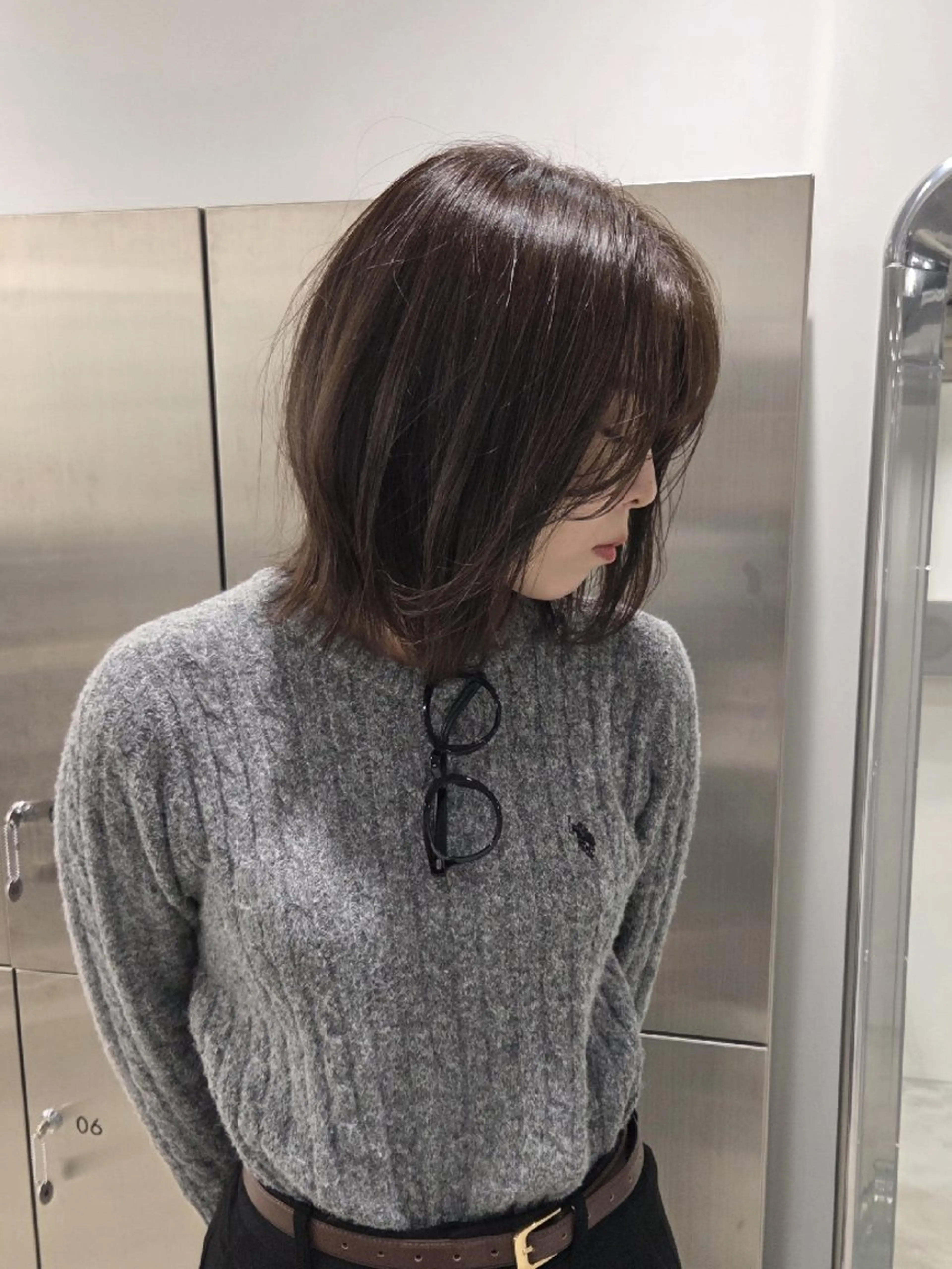 ミディアム カラー ボブレイヤー 黒髪 透明感カラー グレージュ ボブ カット ヘアカラー ill 天神大名所属・YOKUTO 透明感カラー/ボブのヘアスタイル