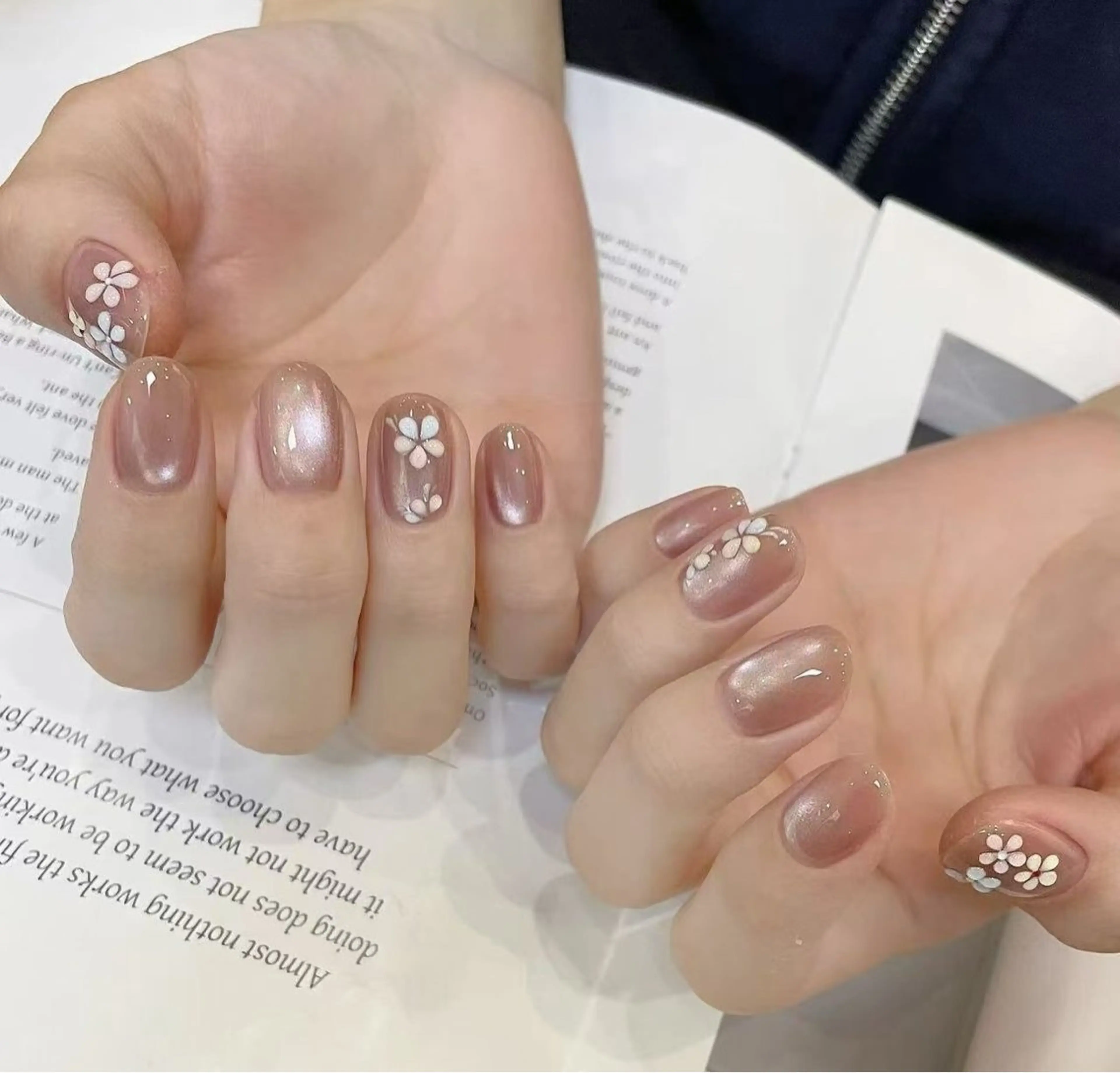 ネイル フラワーネイル フレンチネイル ジェルネイル ガラスフレンチ ハート ハンドネイル BabyYouMi nailのネイルデザイン