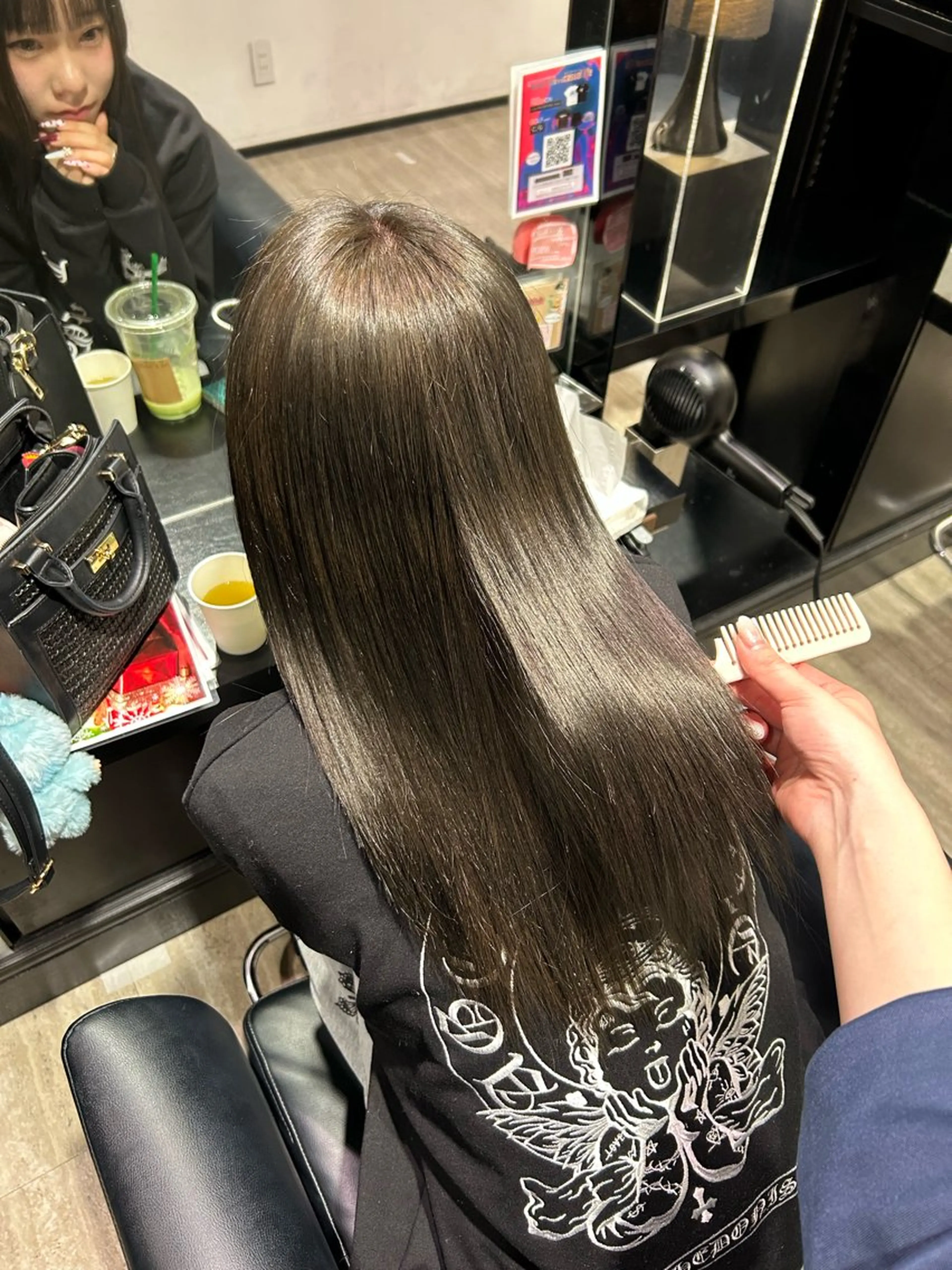 セミロング ヘアカラー トリートメント ishizuka toaのヘアスタイル