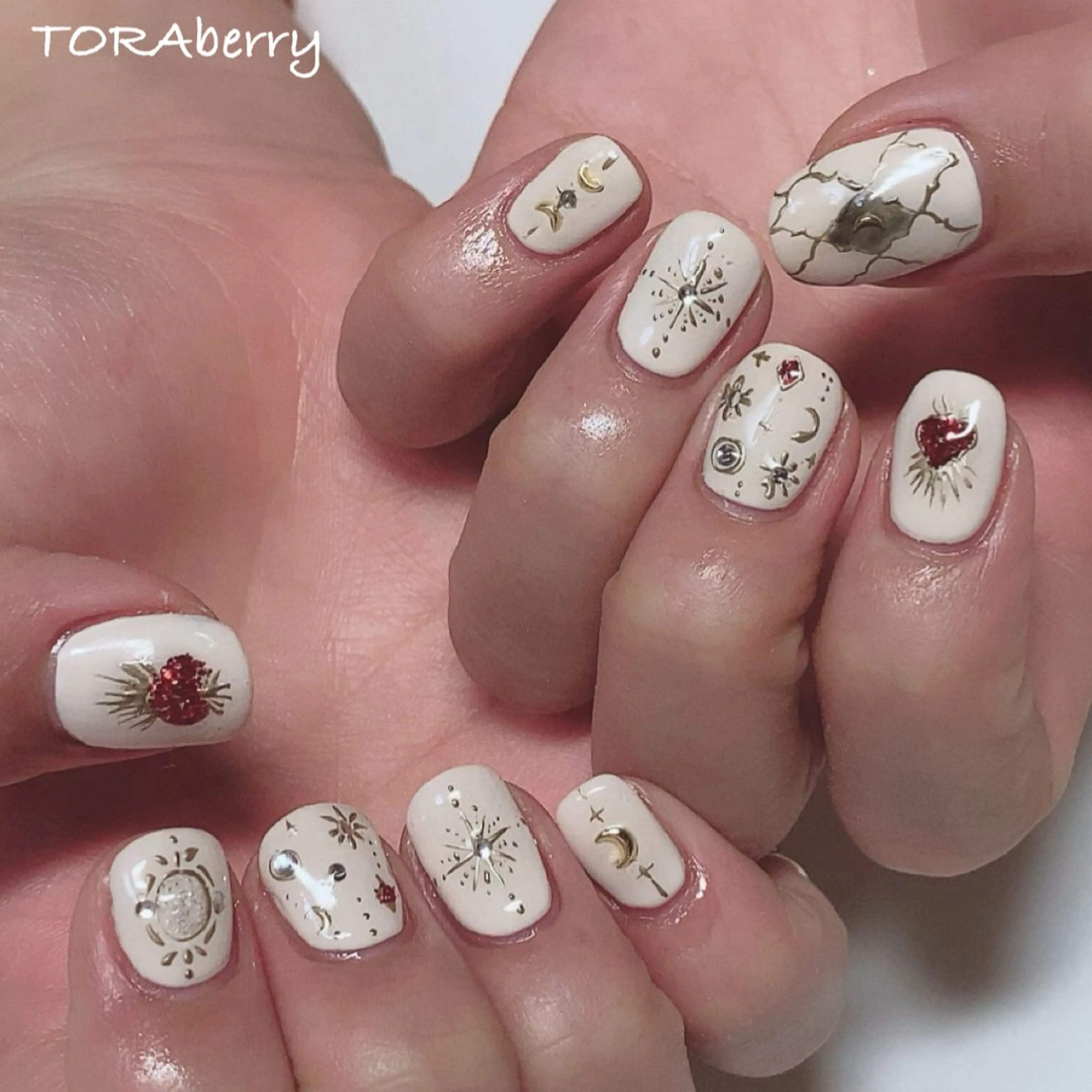 ネイル ハンドネイル ネイリスト なつみのネイルデザイン