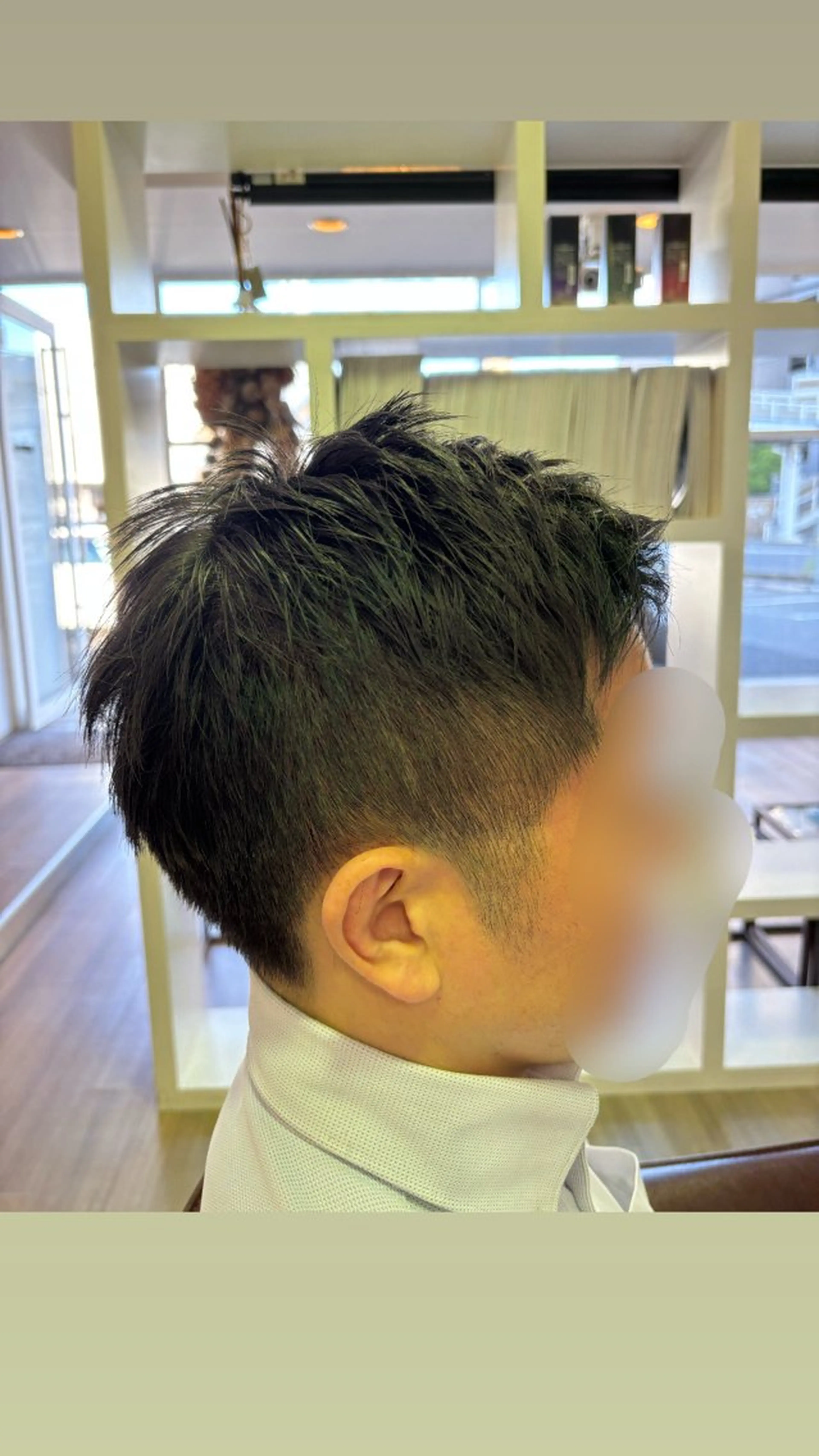 メンズ 刈り上げ 岡本 紗依のヘアスタイル