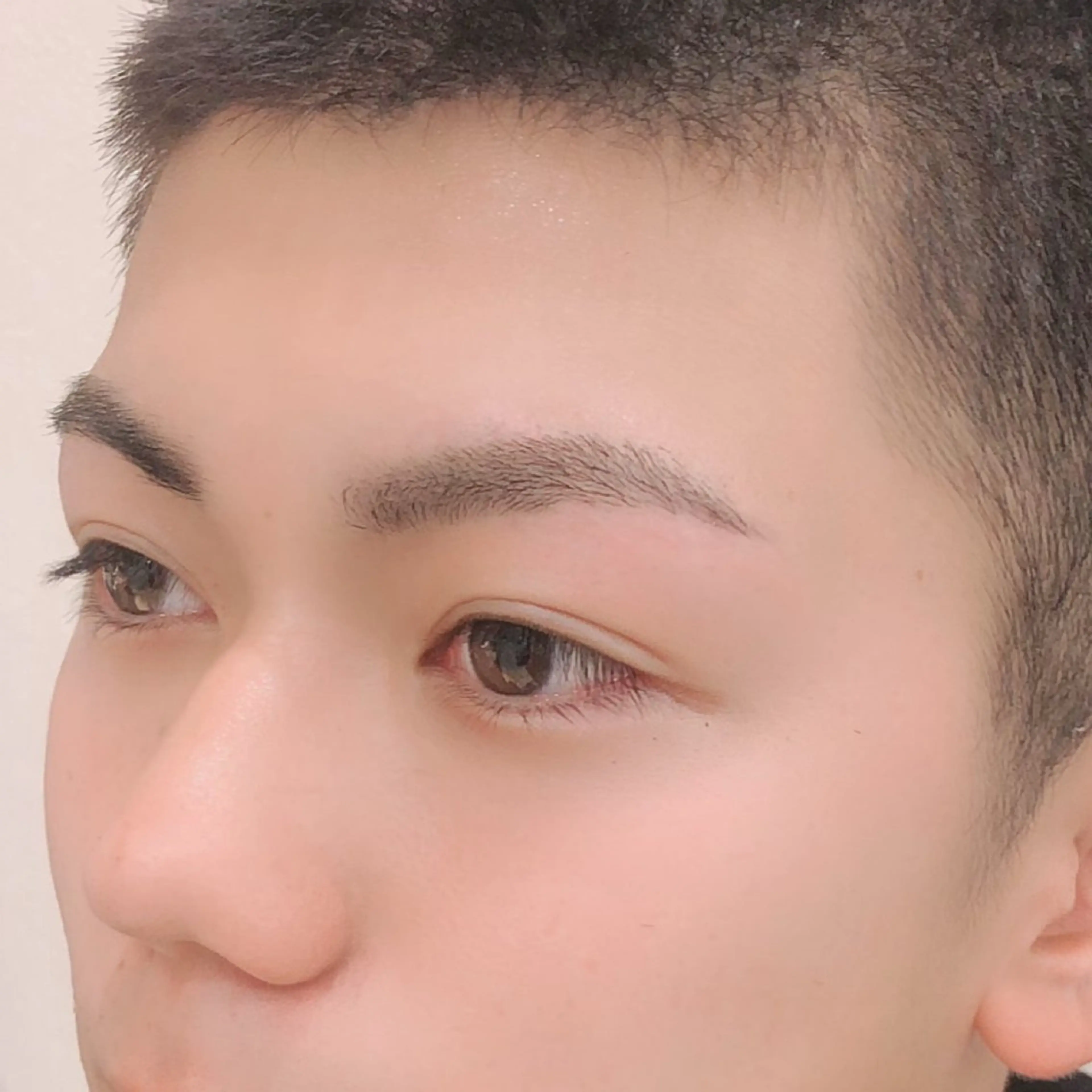 💙メンズ眉スタイリング💙(WAX.カット.毛量調整)の写真