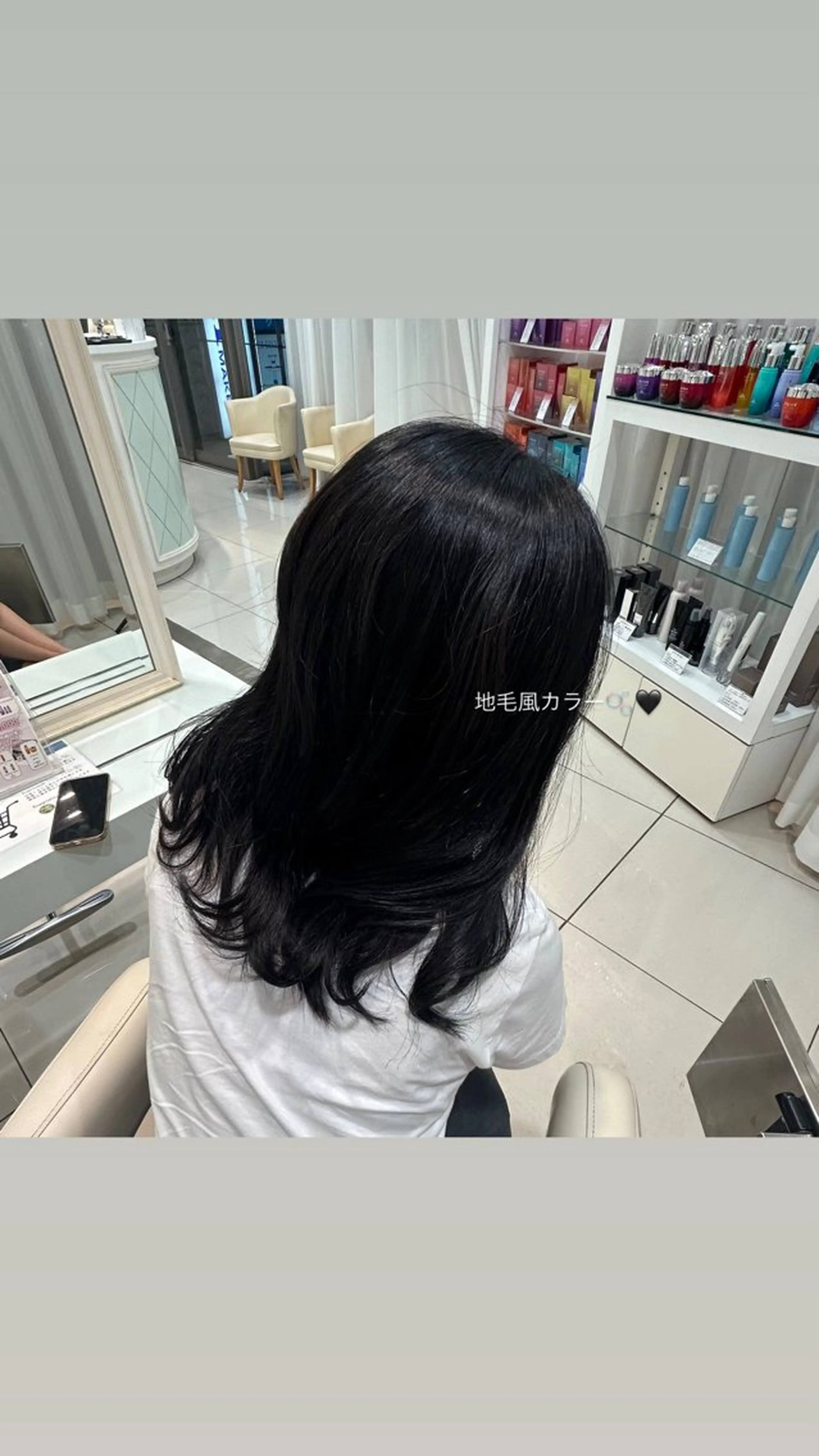 ミディアム カラー トリートメント 🩵yui /毛流れパーマ🪽のヘアスタイル