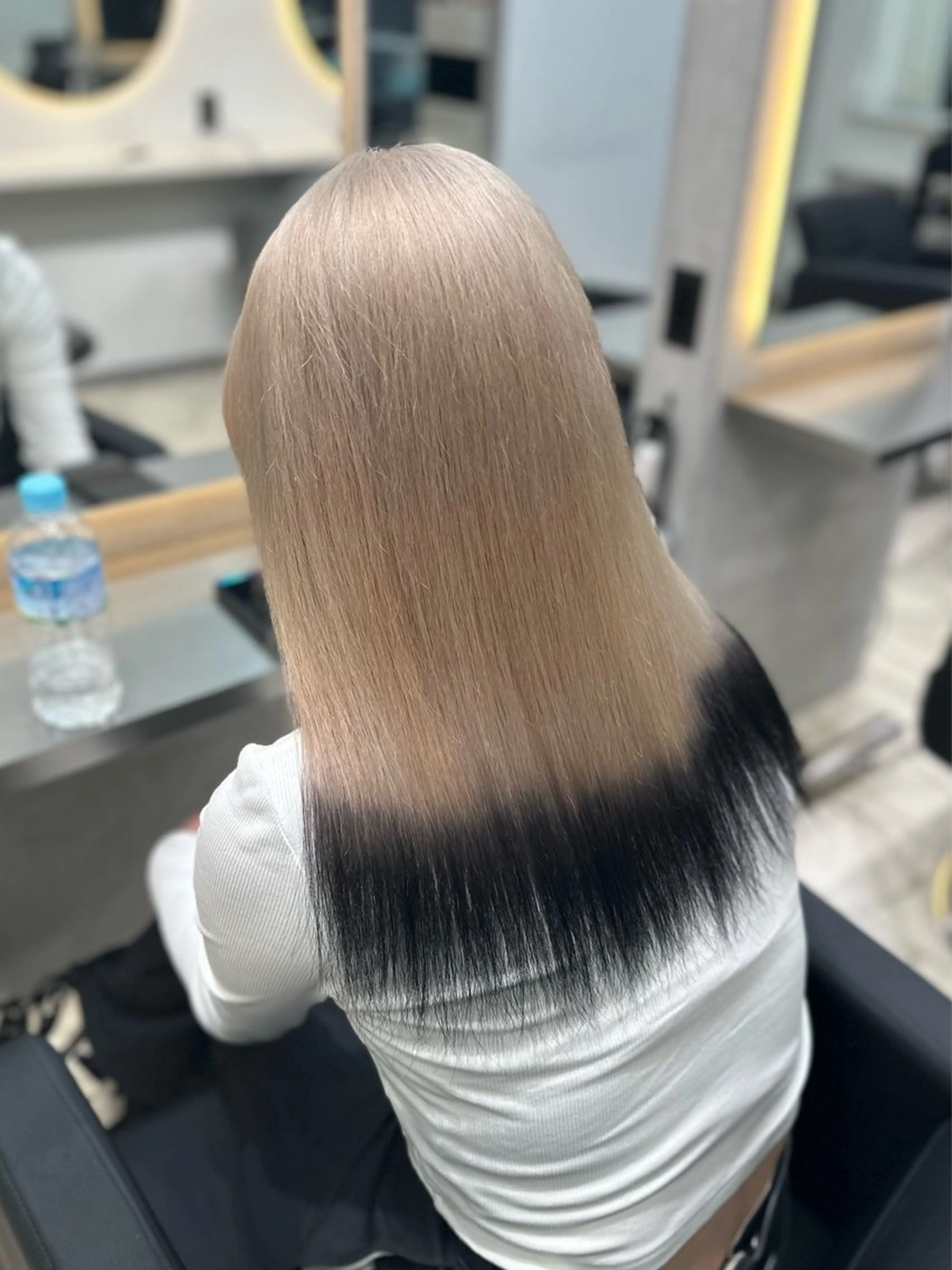 セミロング カラー ブリーチ ヘアカラー ギャルの女神/ Shionのヘアスタイル