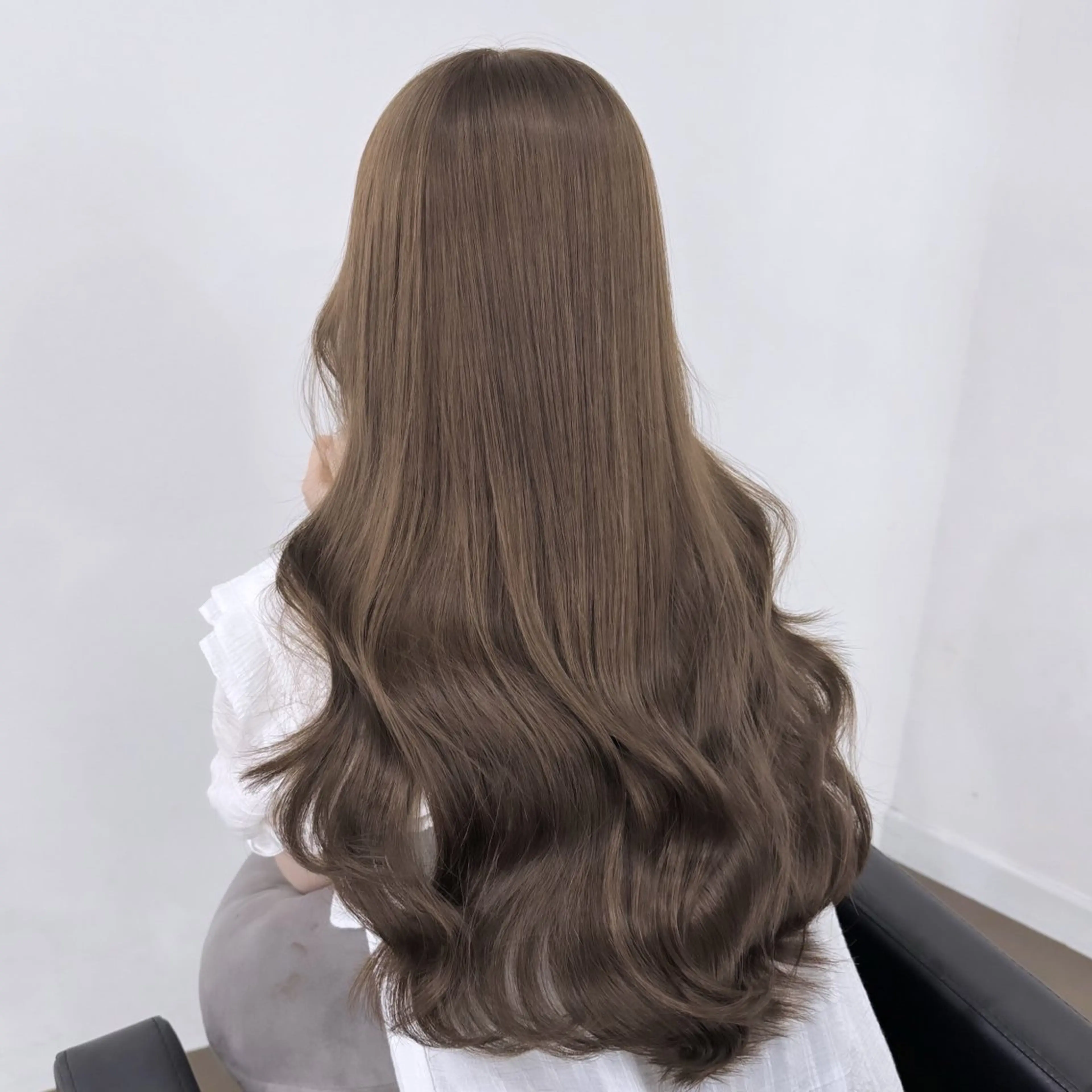 ロング ボブ くびれヘア 髪質改善 韓国風ヘア レイヤーカット 【ioe岡本】🐶 向井歩のヘアスタイル