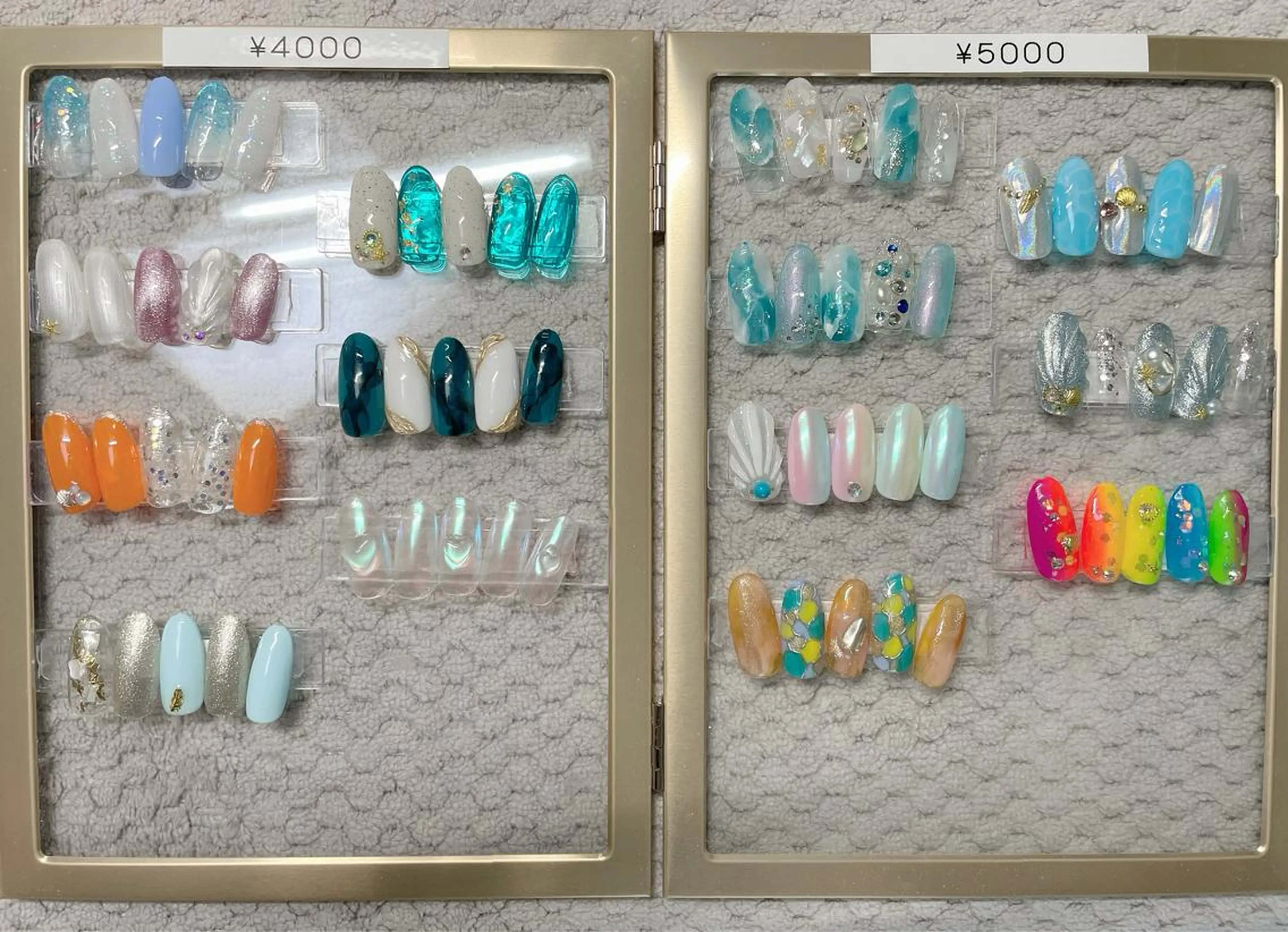 ネイル 〜 R〜 プライベートサロンのネイルデザイン