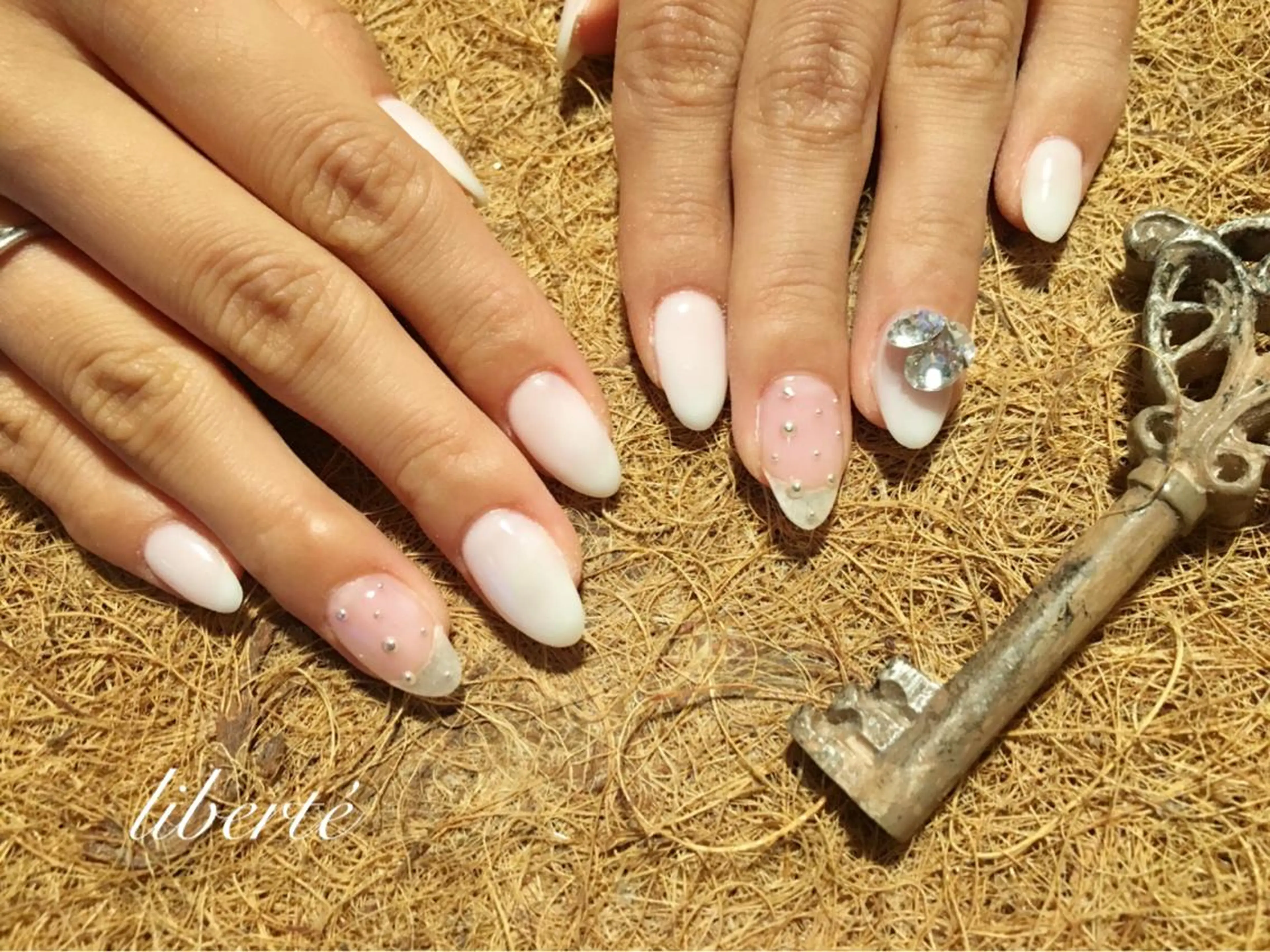 ネイル liberté (リベルテ)のネイルデザイン
