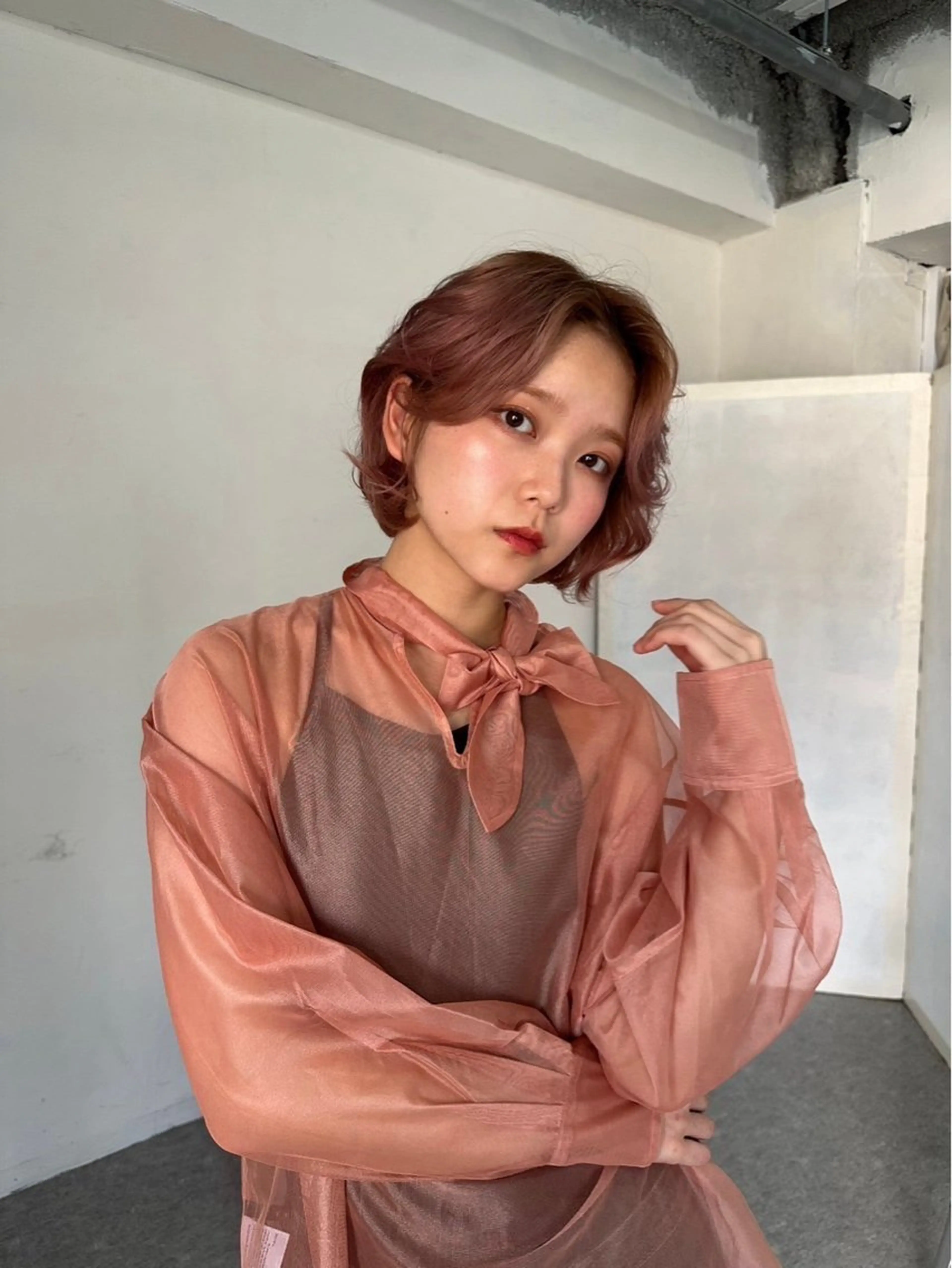 ショート カット ヘアカラー トリートメント RAISE by_WHITEのヘアスタイル