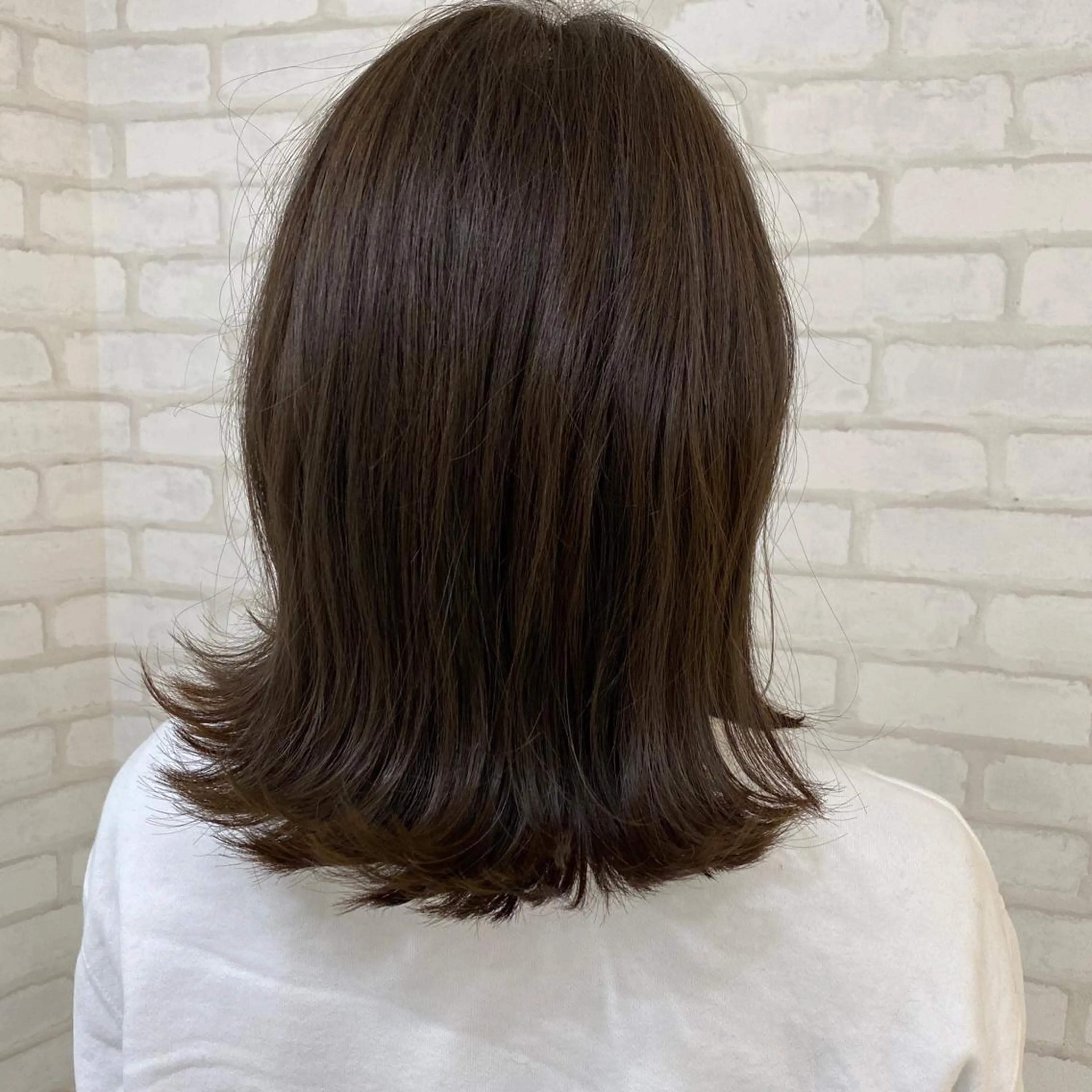 ミディアム カラー abilita AZUSAのヘアスタイル